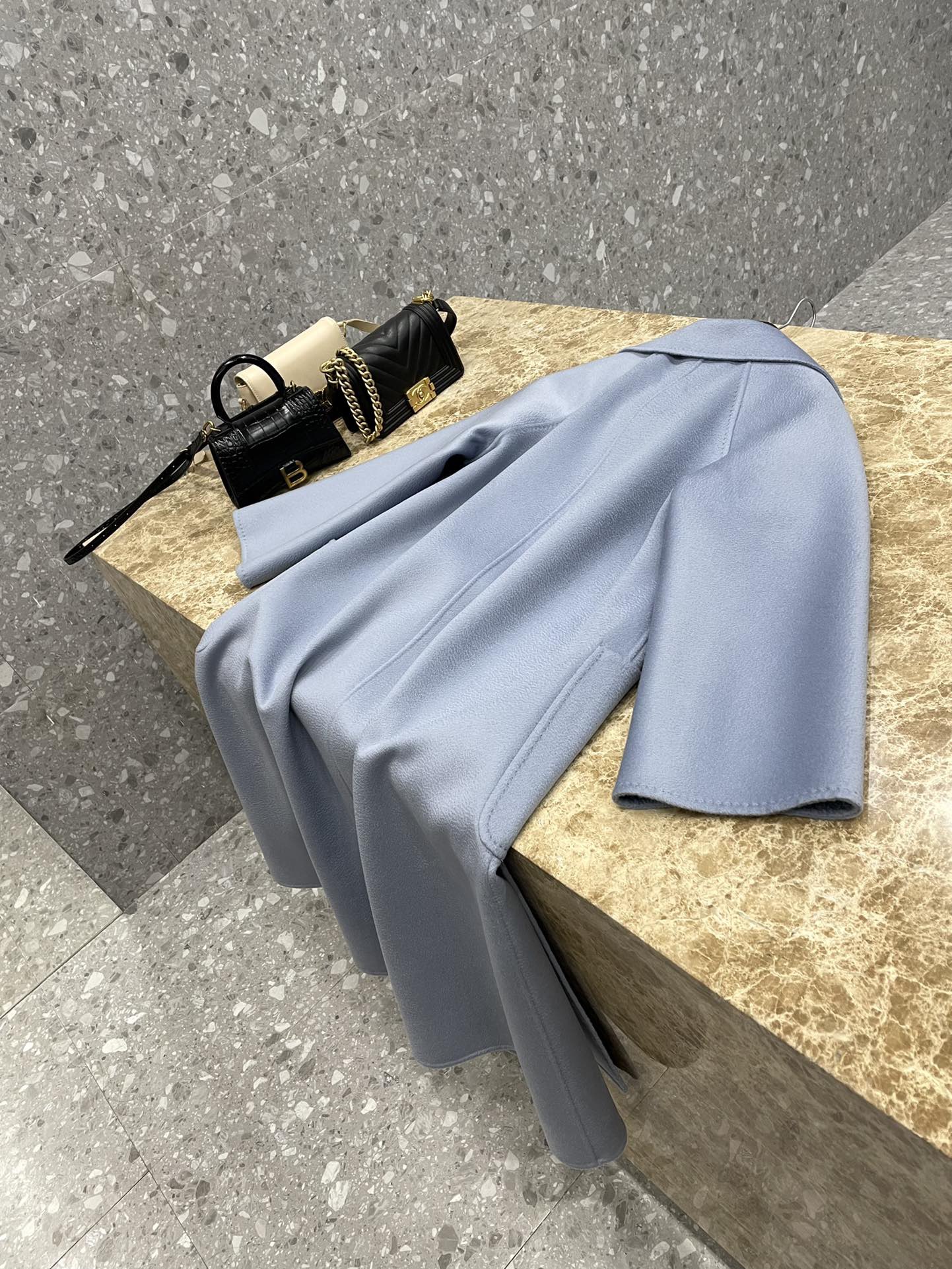 Пальто женское в стиле Max Mara Ludmilla Labbro \ голубого цвета