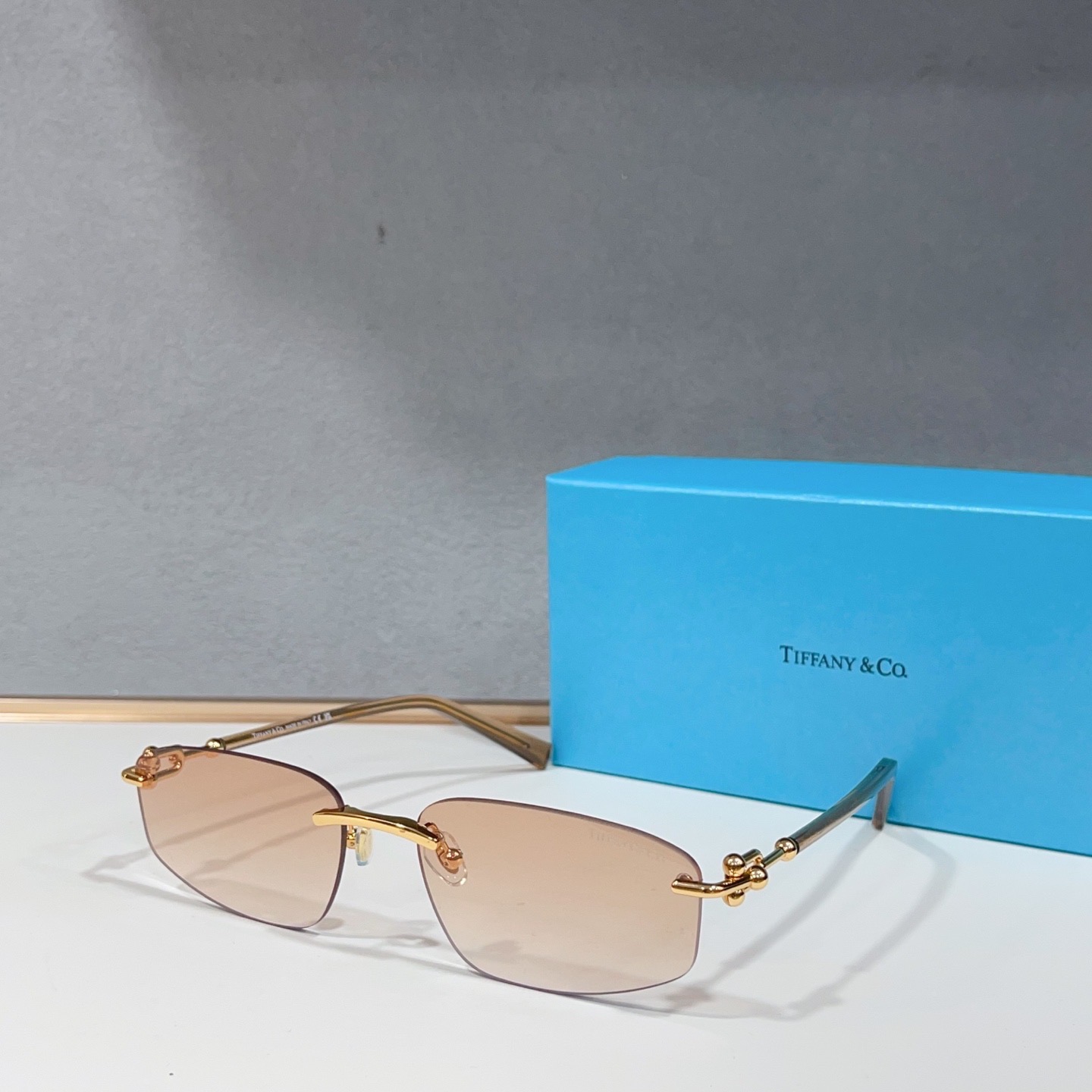 Очки солнцезащитные женские в стиле Tiffany TF3114