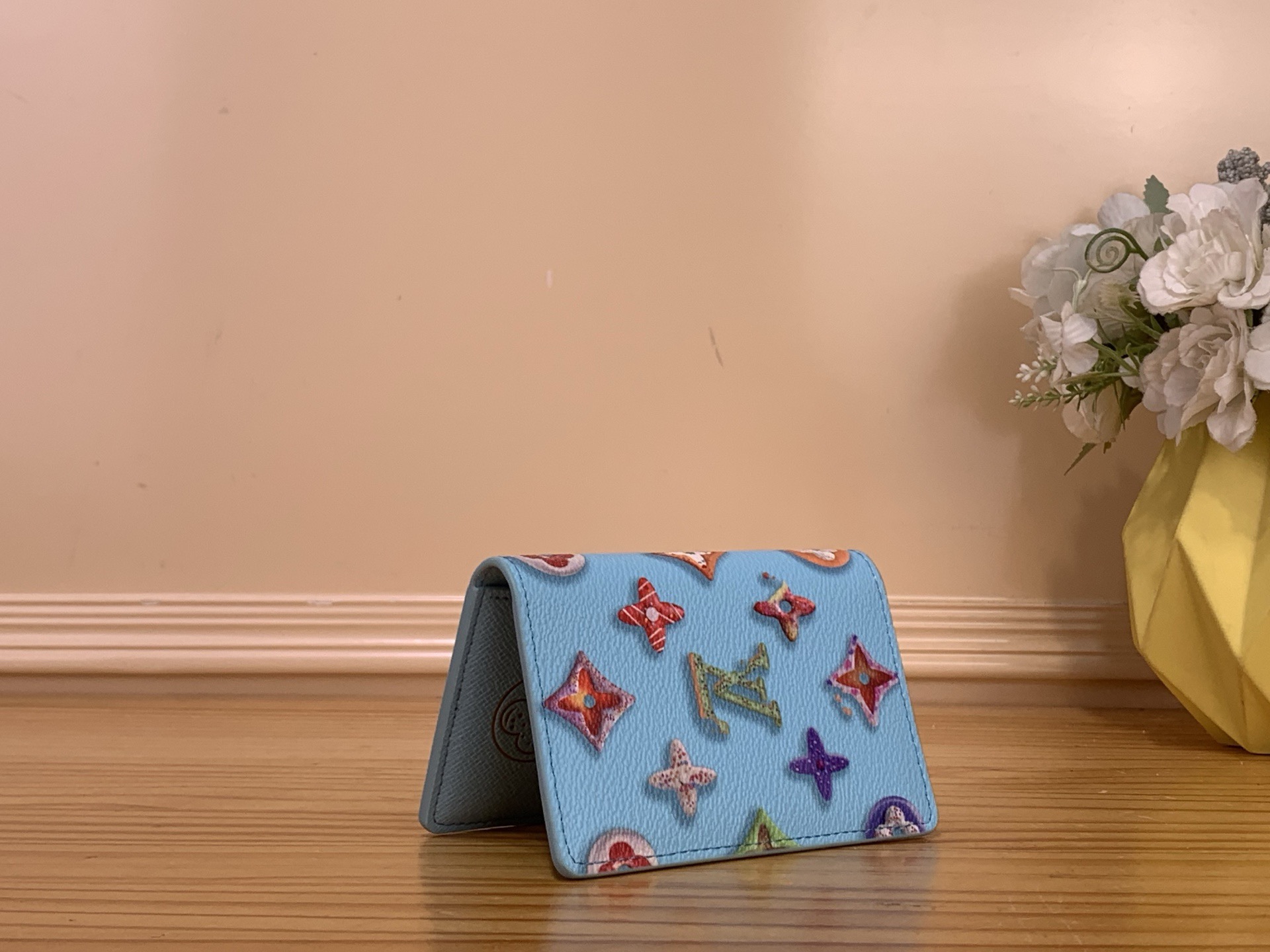 Кошелёк унисекс в стиле Louis Vuitton Monogram Donuts компактный