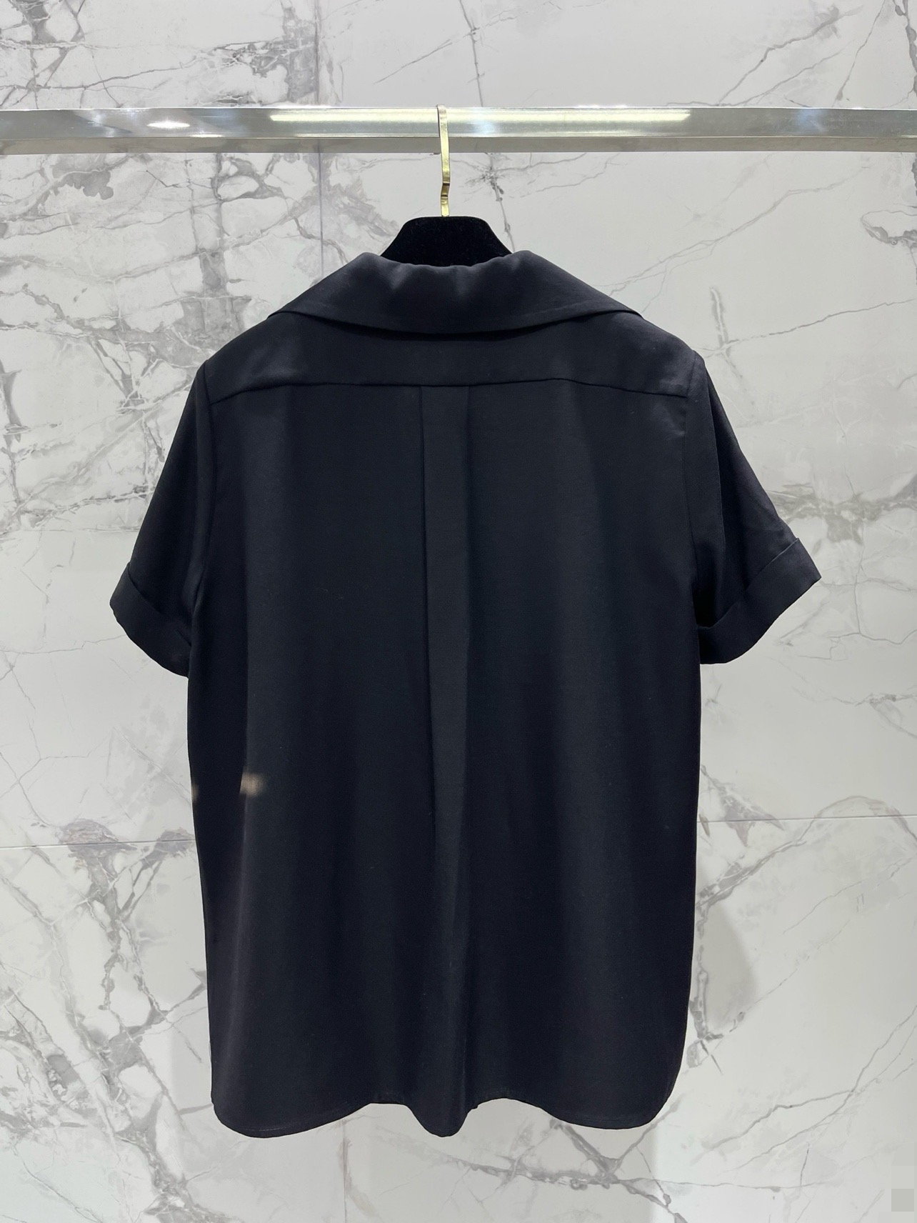 Блуза женская в стиле Chanel чёрного цвета с широким воротником