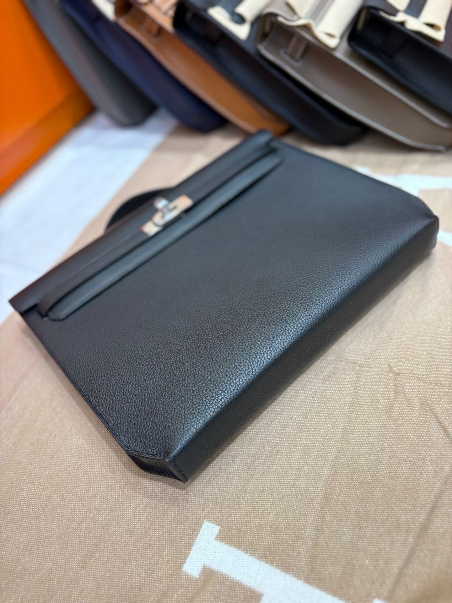Портфель мужской Hermès Kelly 36 чёрного цвета