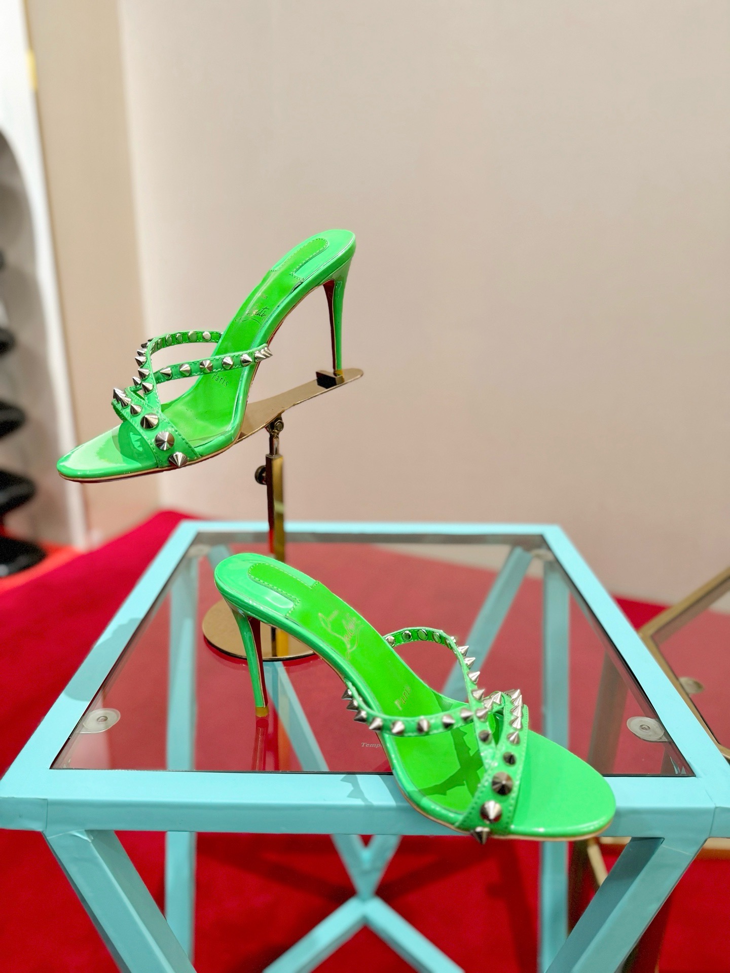 Мюли женские в стиле Christian Louboutin So Kate зеленого цвета