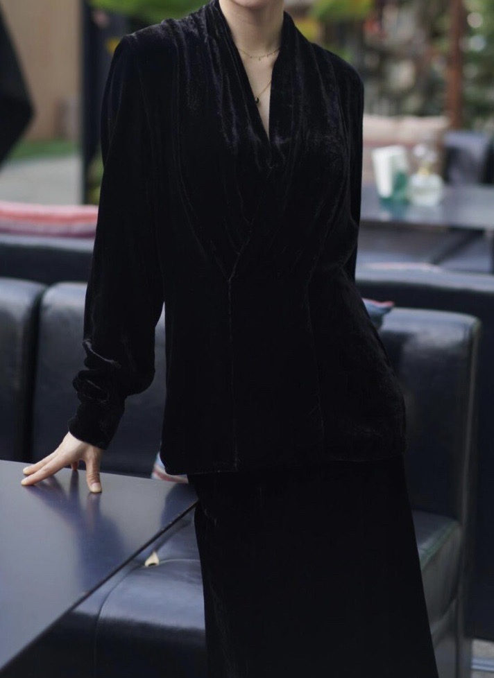 Пиджак женский в стиле Saint Laurent чёрного цвета