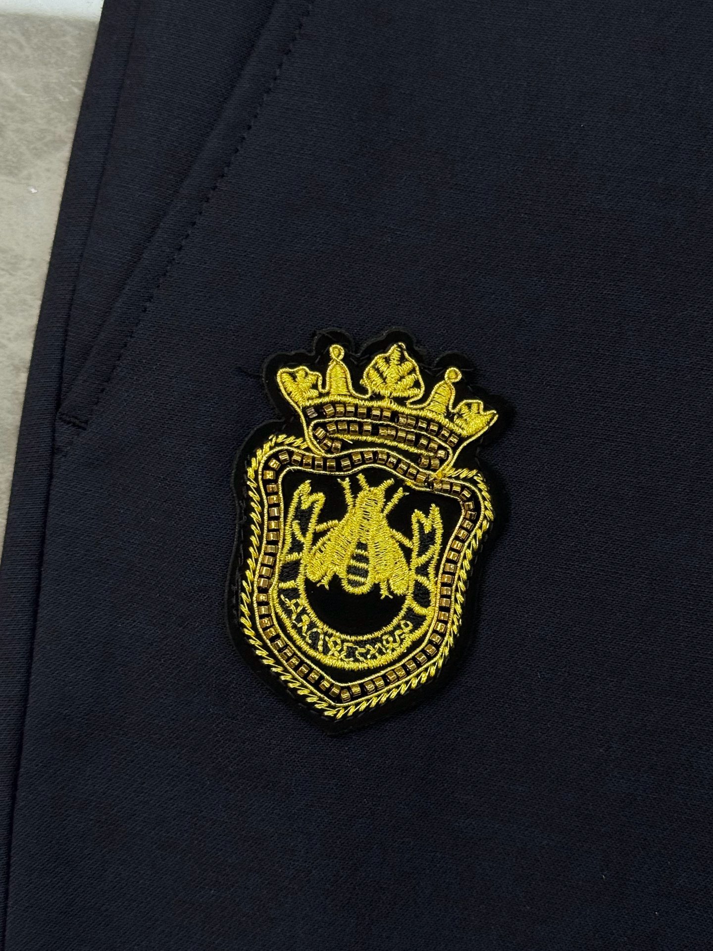Костюм мужской Dolce&Gabbana синего цвета с двубортным пиджаком