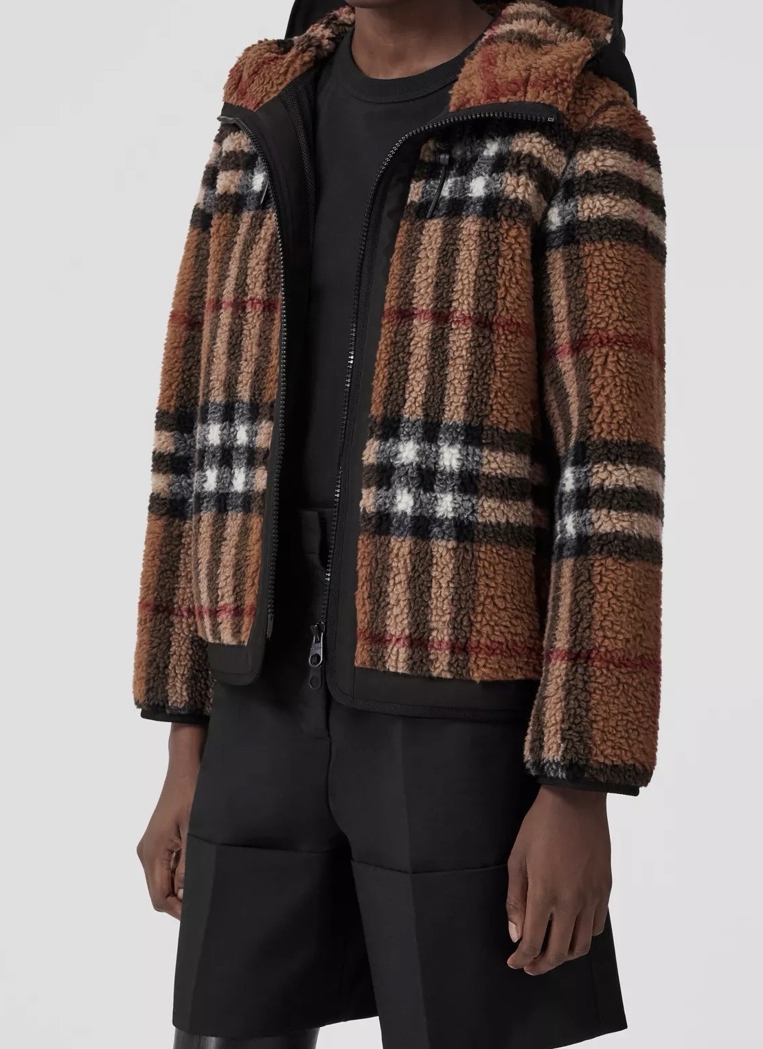 Куртка женская в стиле Burberry чёрно-коричневого цвета