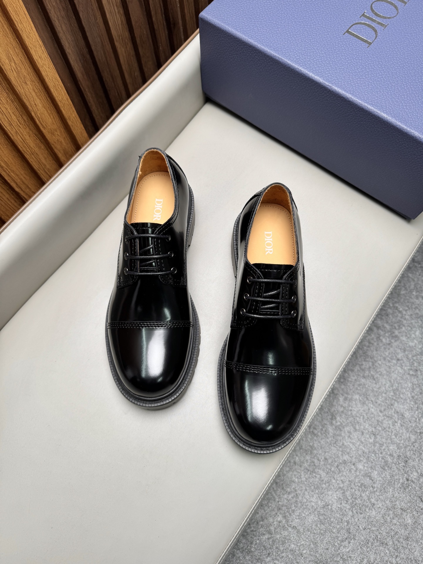 Туфли мужские в стиле Dior Explorer черного цвета