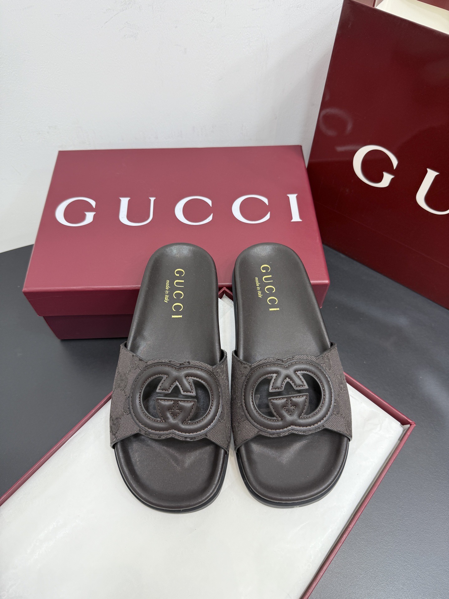 Мюли женские в стиле Gucci GG тёмно-коричневого цвета