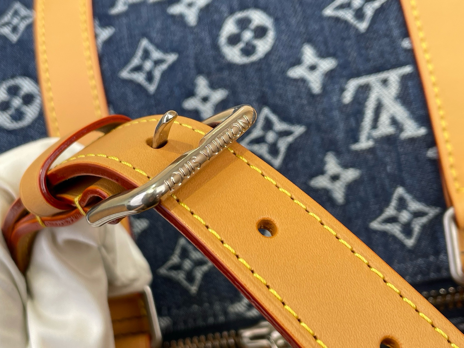  Сумка дорожная мужская Louis Vuitton Keepall Bandoulière 50 синего цвета