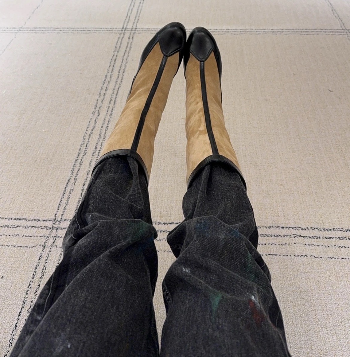 Сапоги женские Chanel Riding Boots бежево-чёрного цвета