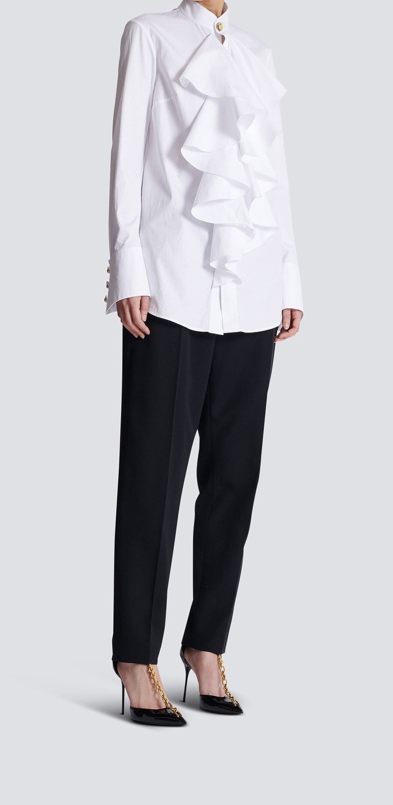 Блуза женская в стиле Balmain белого цвета с объёмными рюшами