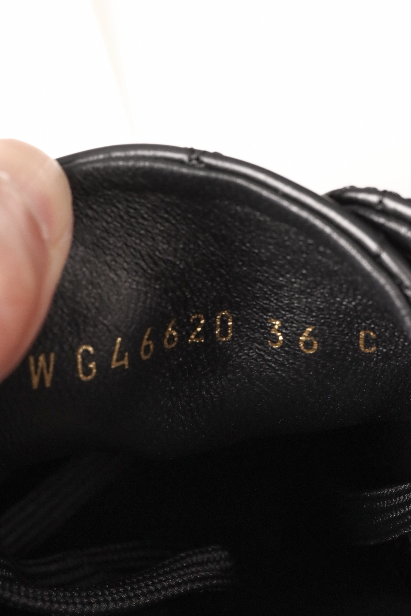Кеды женские Chanel 25A из натуральной кожи черного цвета