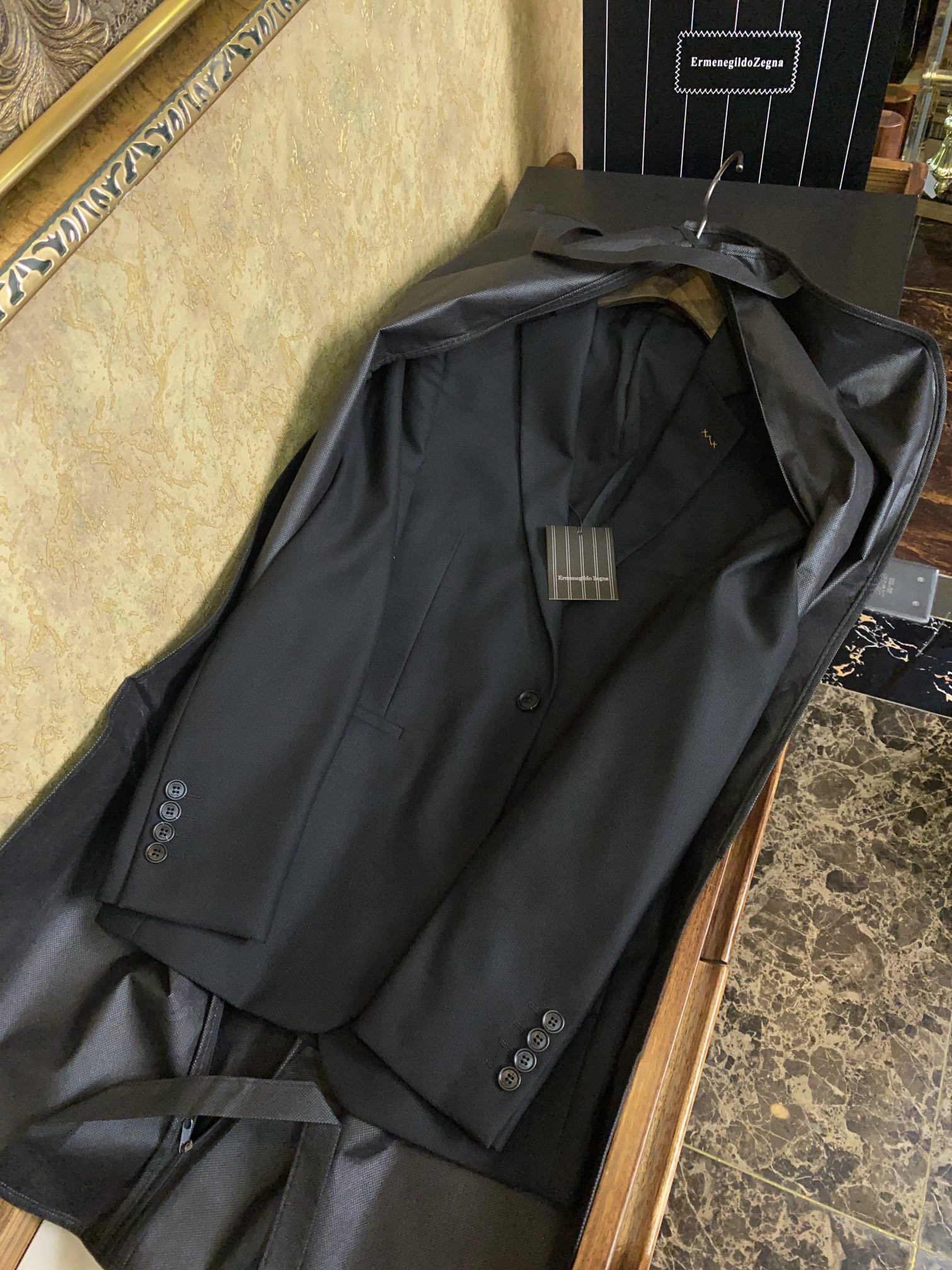 Костюм мужской в стиле Ermenegildo Zegna черного цвета (пиджак + брюки)