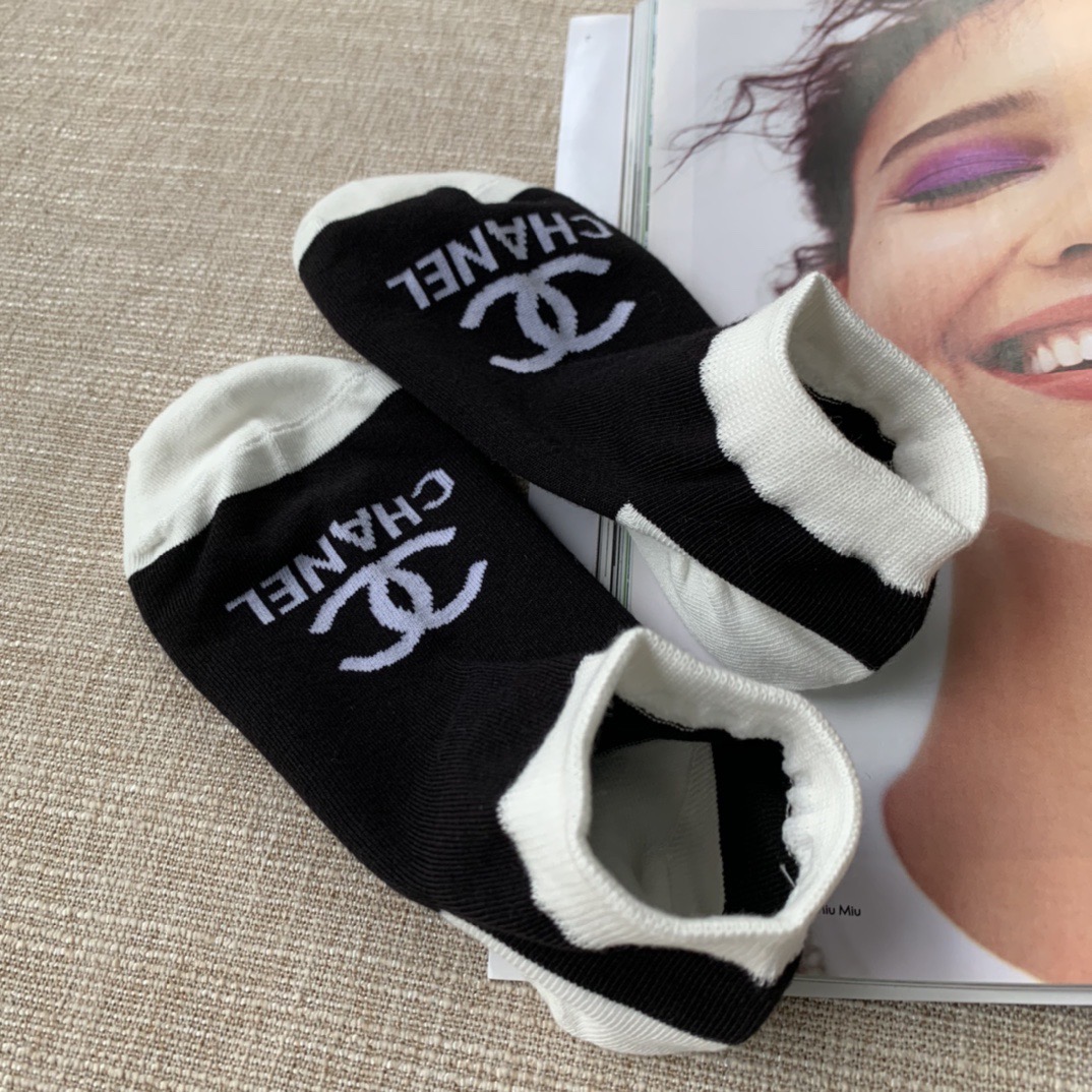 Носки женские в стиле Chanel (набор 5 пар)
