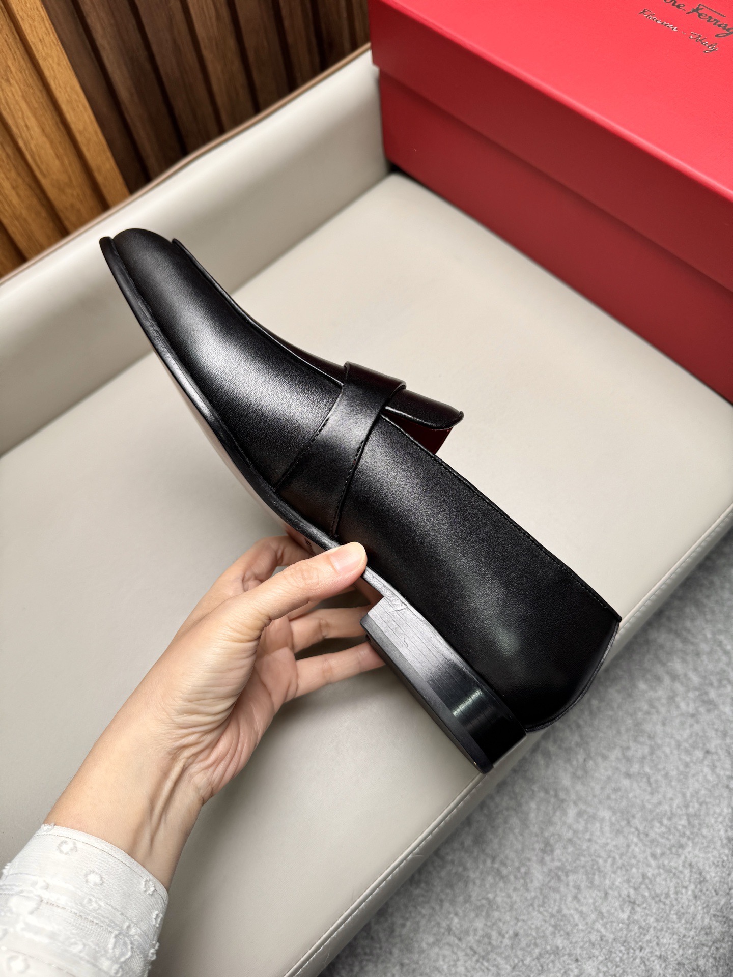 Лоферы мужские в стиле Ferragamo Gancini чёрного цвета