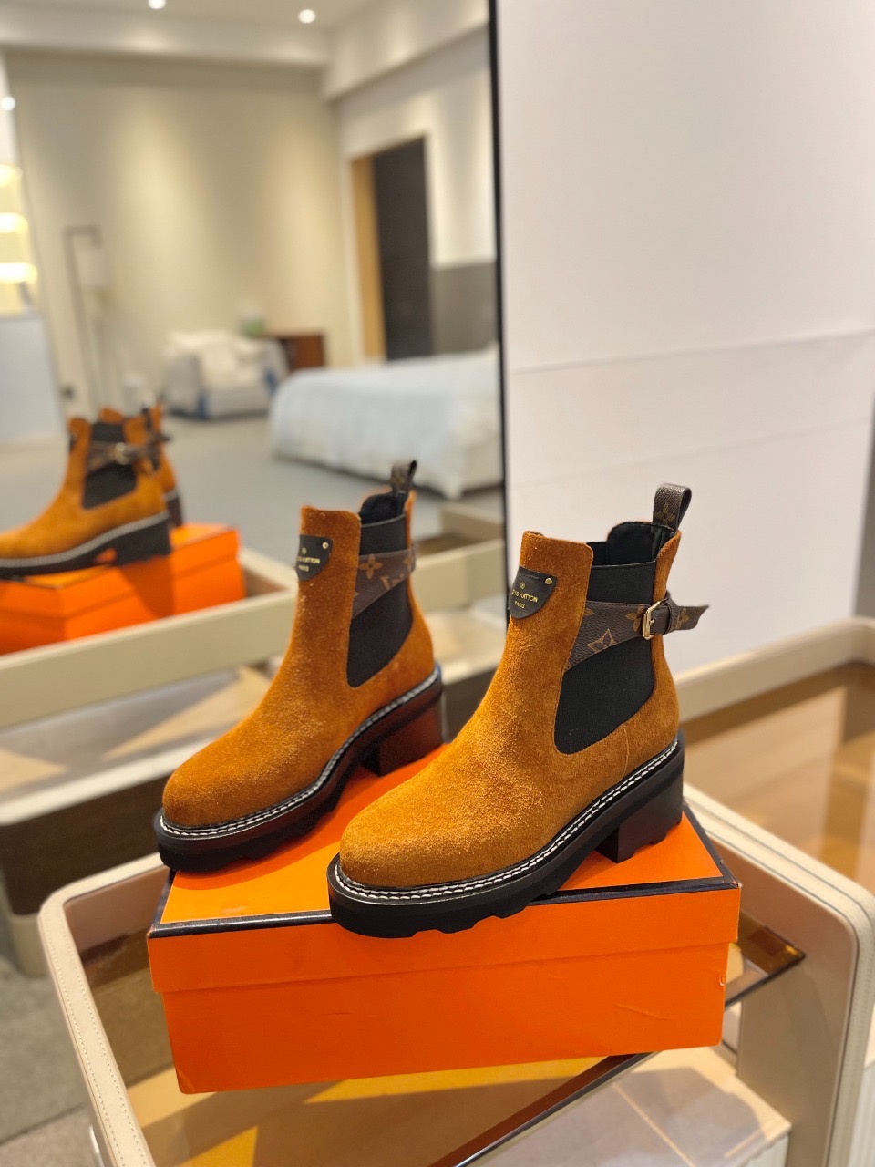 Ботинки Louis Vuitton LV Beaubourg Ankle Boot коричневого цвета