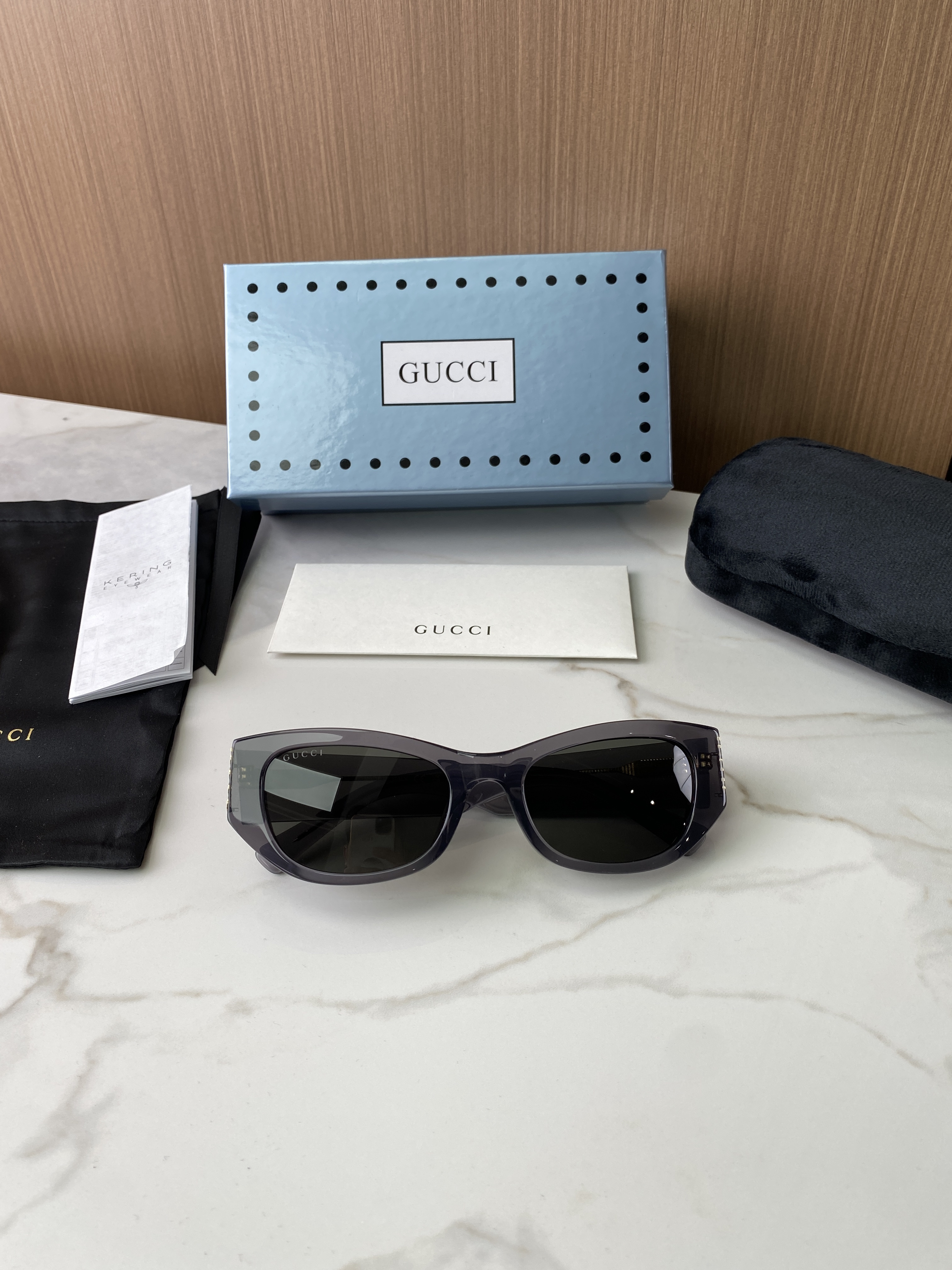 Очки солнцезащитные унисекс в стиле Gucci в массивной оправе прямоугольной формы