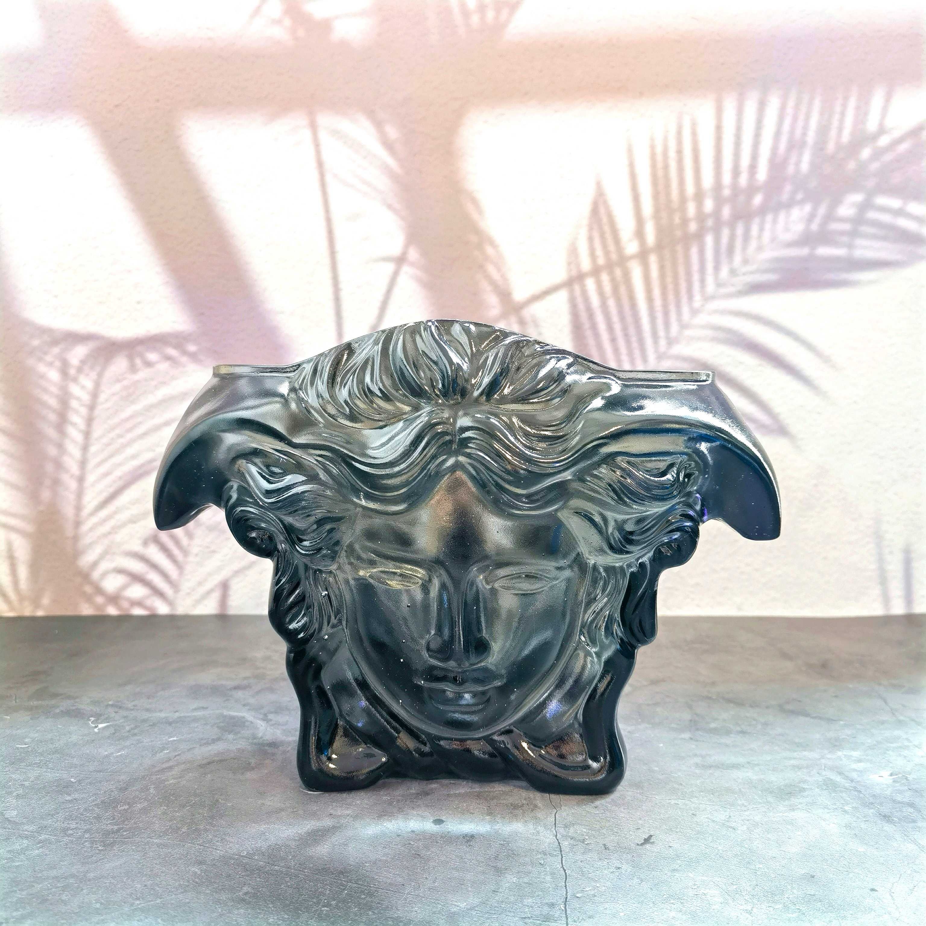 Ваза хрустальная в стиле Versace Medusa Head, дымчатого цвета