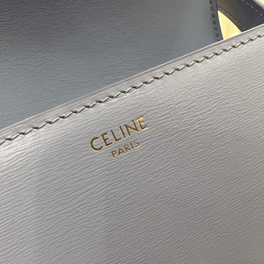 Сумка женская в стиле Celine Teen Triomphe компактная голубого цвета