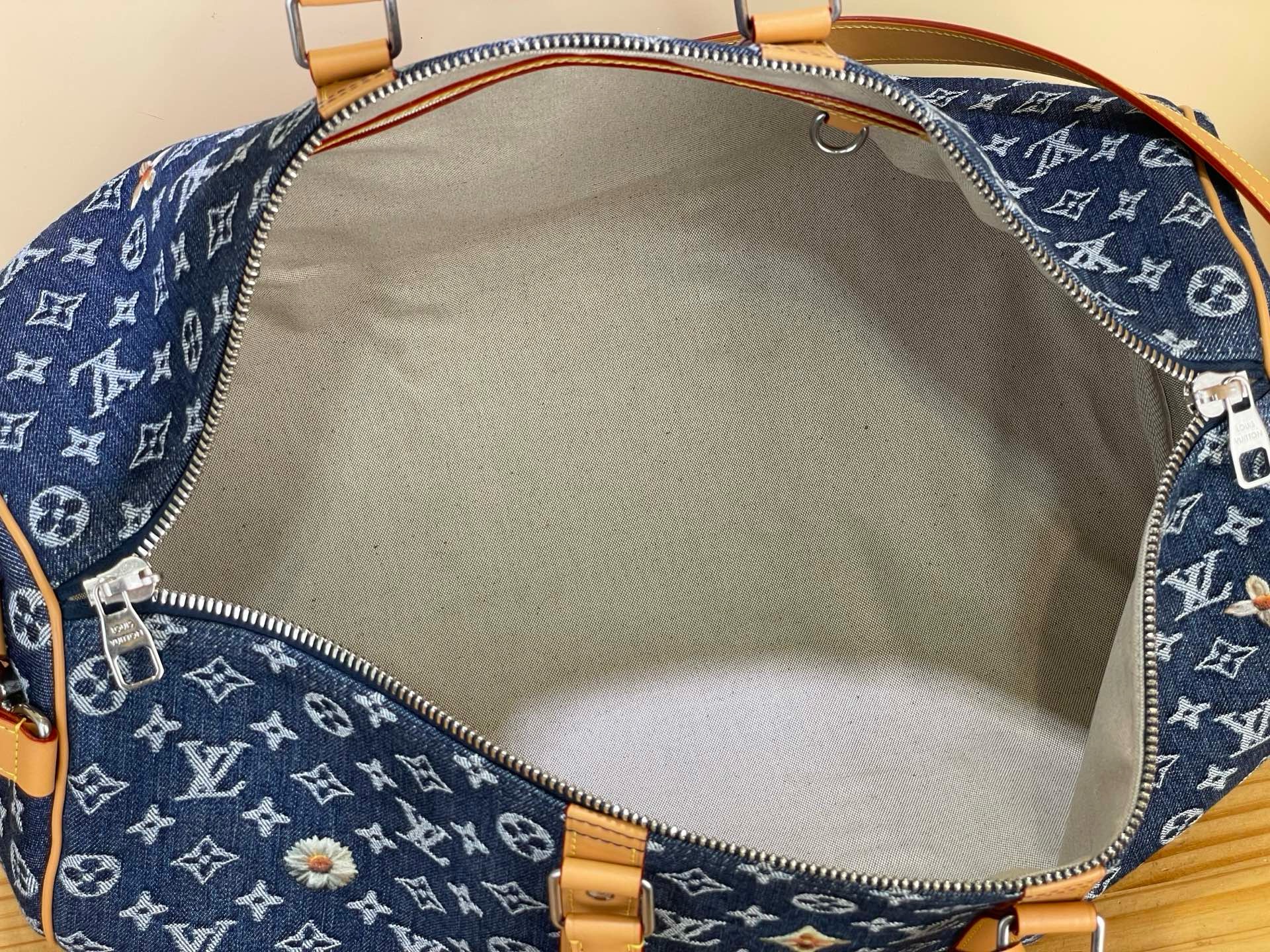  Сумка дорожная мужская Louis Vuitton Keepall Bandoulière 50 синего цвета