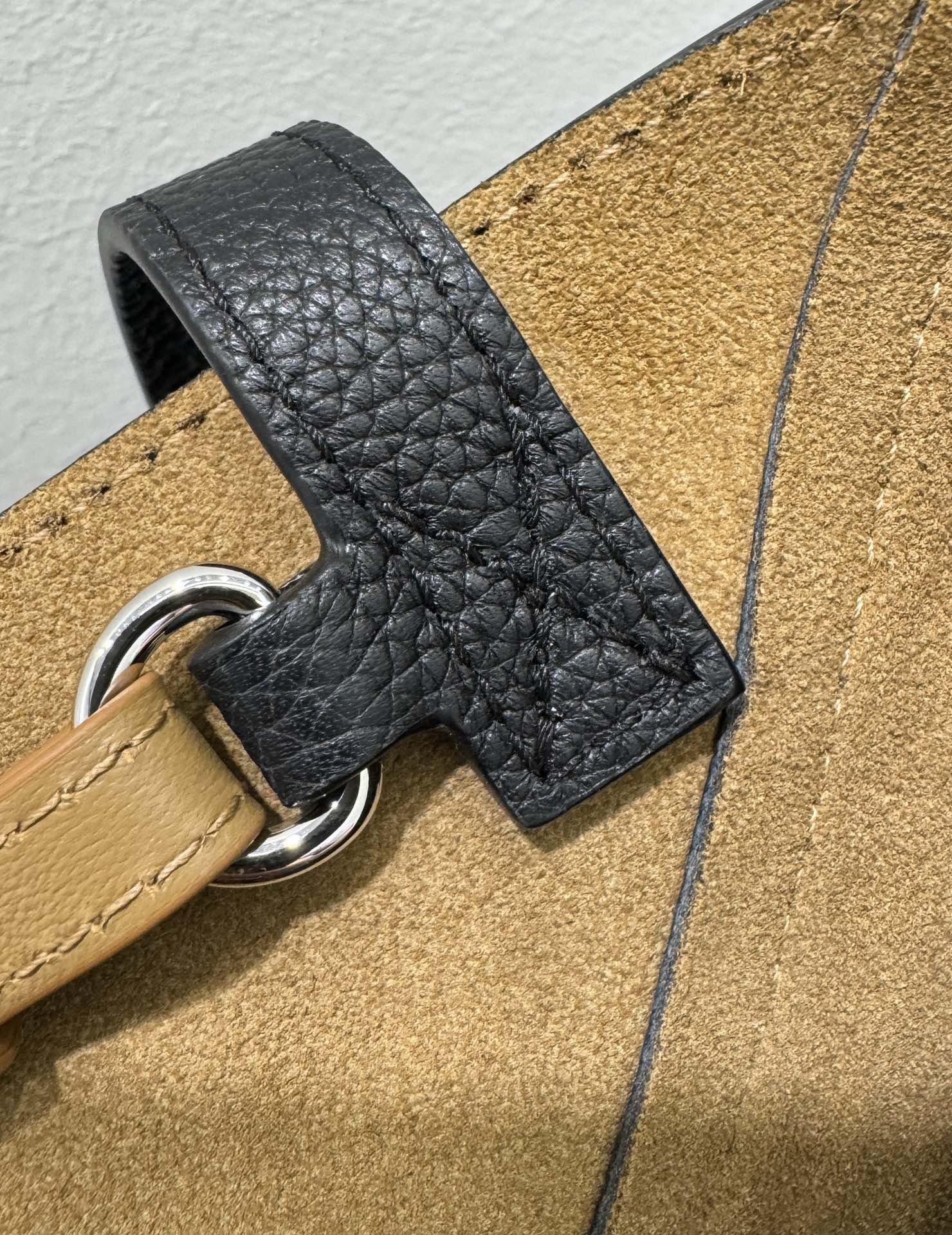 Сумка женская в стиле Loewe Puzzle Fold чёрного цвета