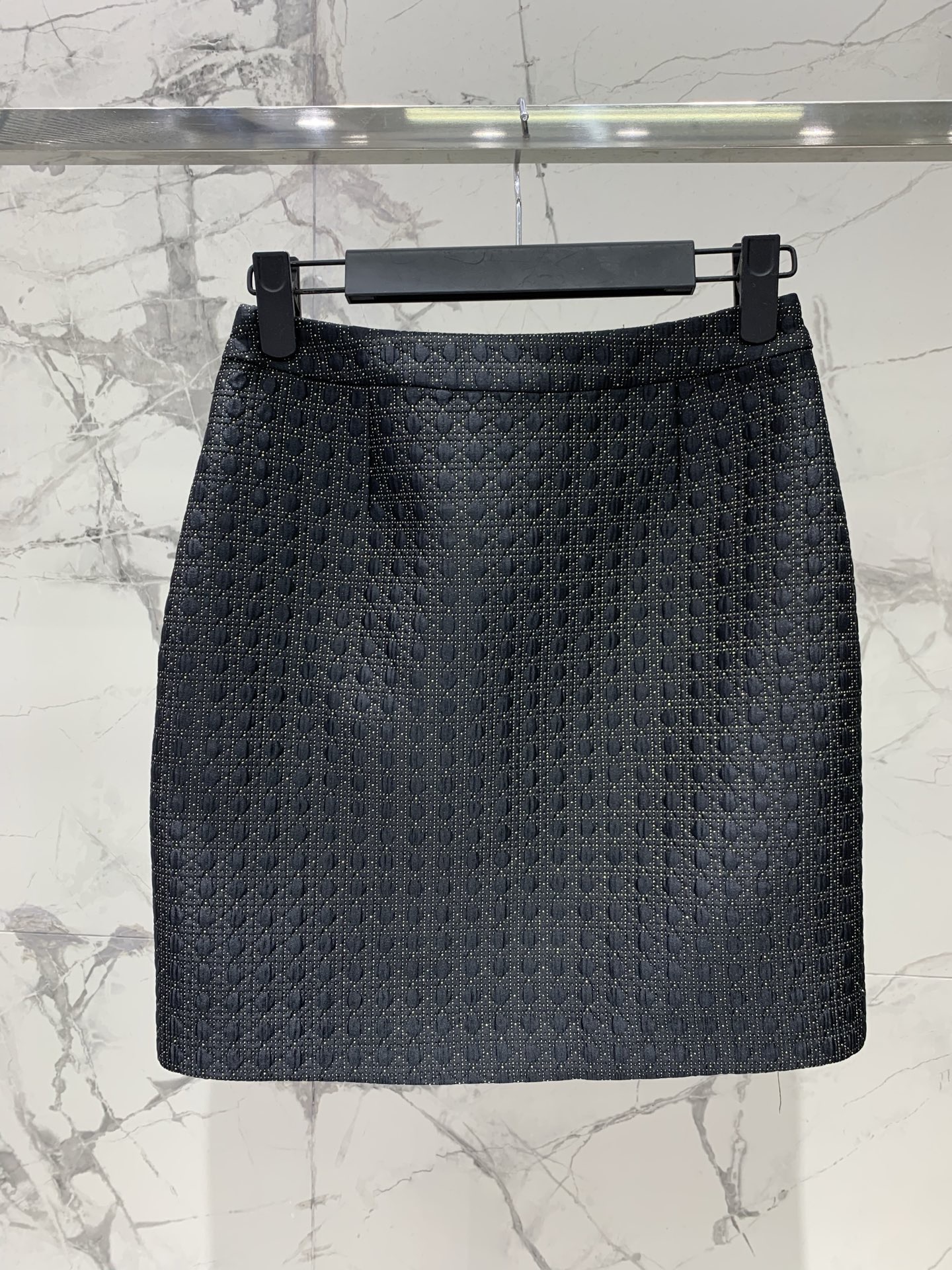 Юбка женская в стиле Dior из фактурной ткани с металлизированной нитью тёмно-серого цвета