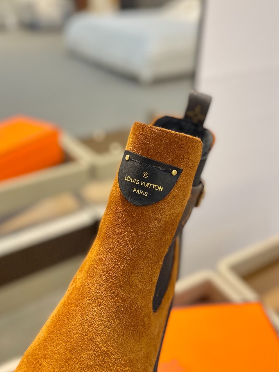 Ботинки Louis Vuitton LV Beaubourg Ankle Boot коричневого цвета