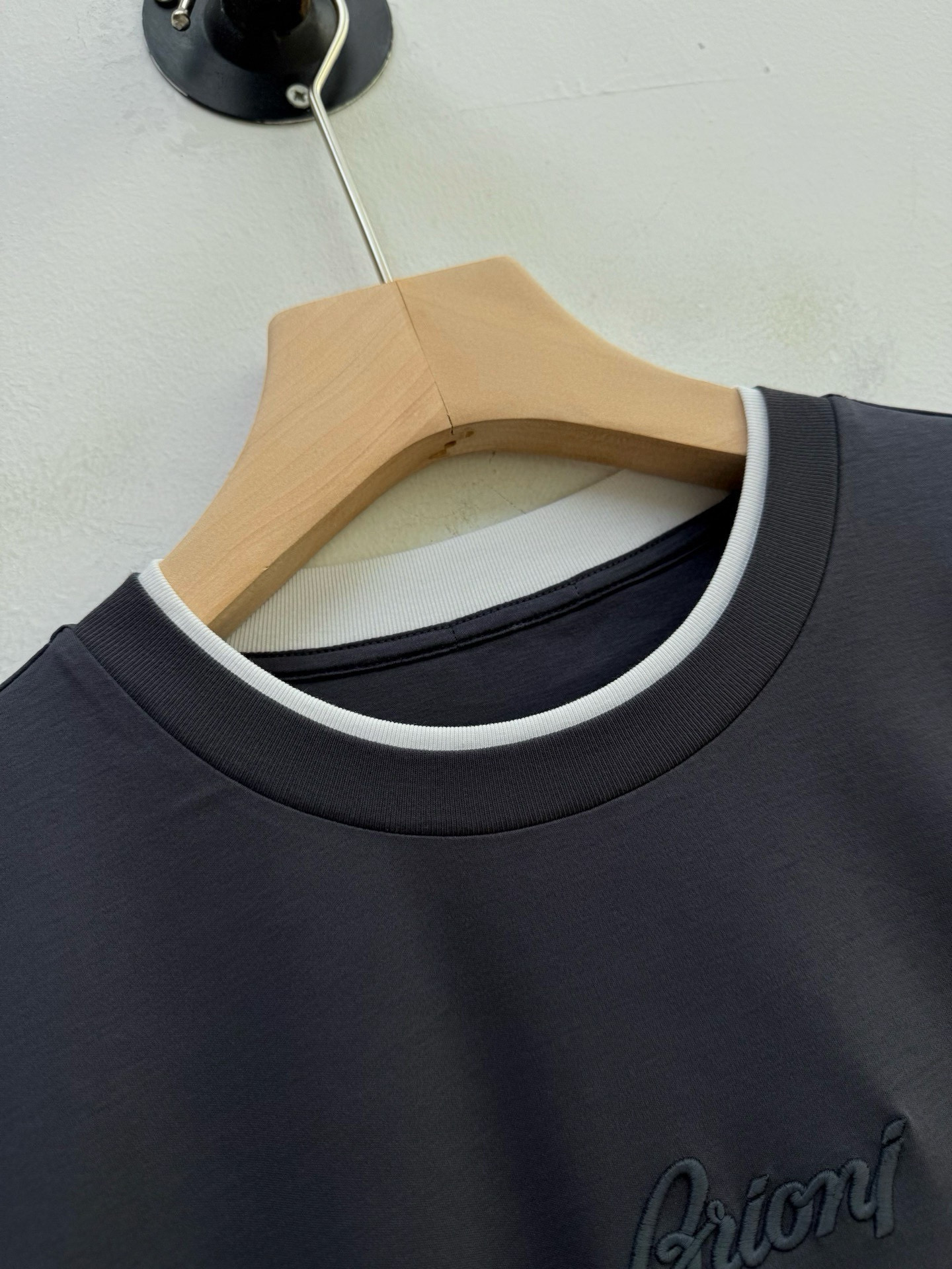 Лонгслив мужской в стиле Brioni Bri с эффектом двойного слоя из хлопка серого цвета