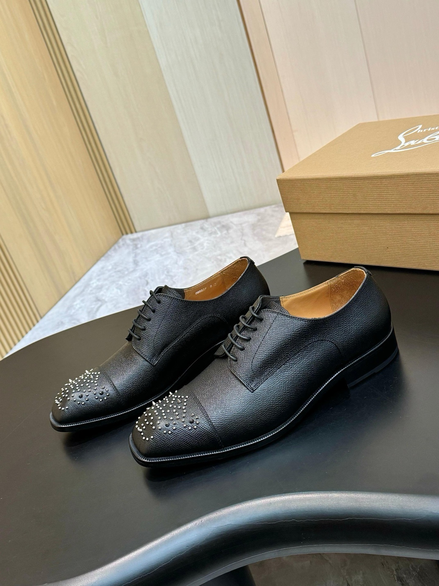 Туфли-дерби мужские Christian Louboutin Grave Derby чёрного цвета