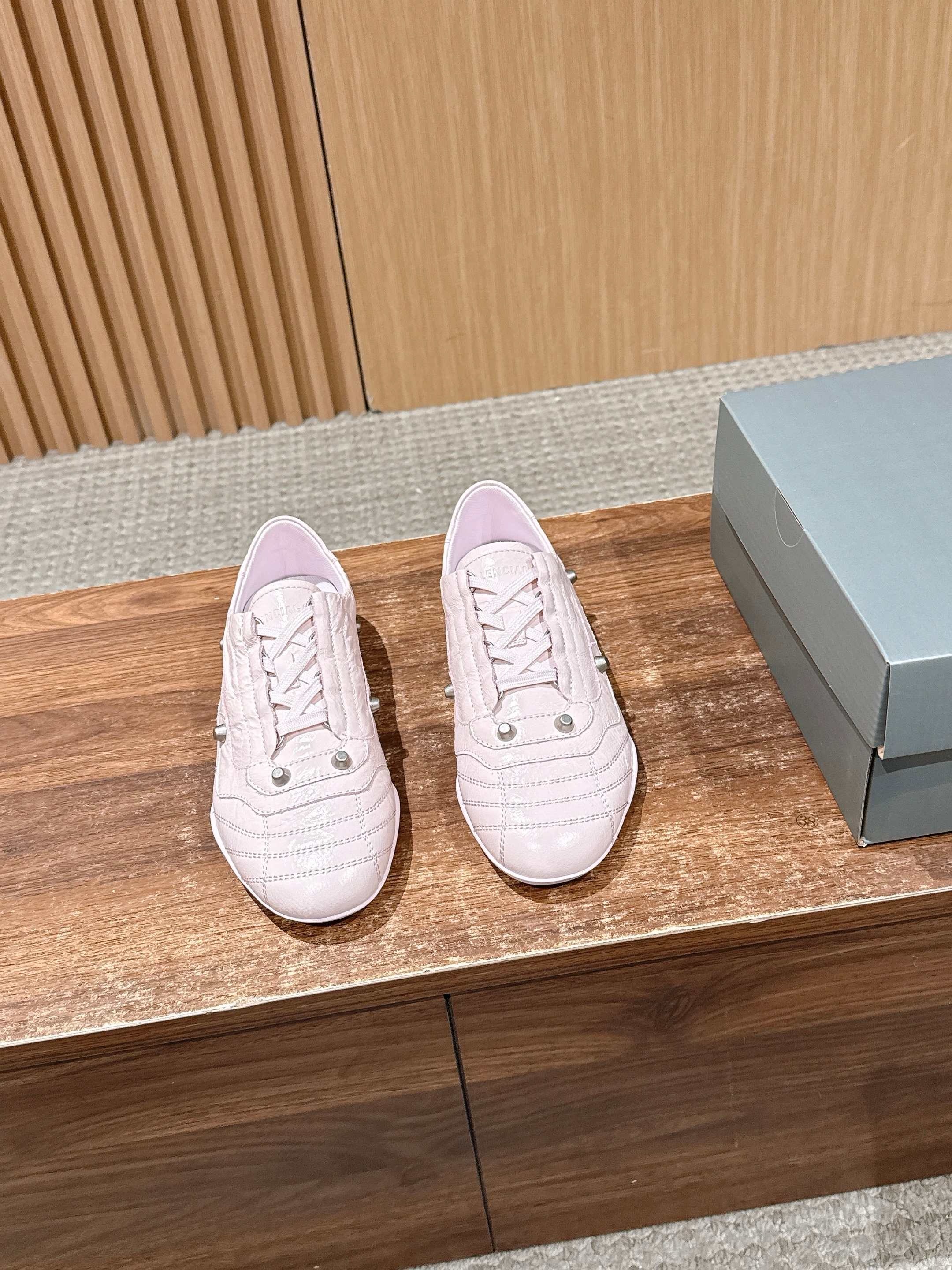 Кеды женские в стиле Balenciaga Soccer розового цвета