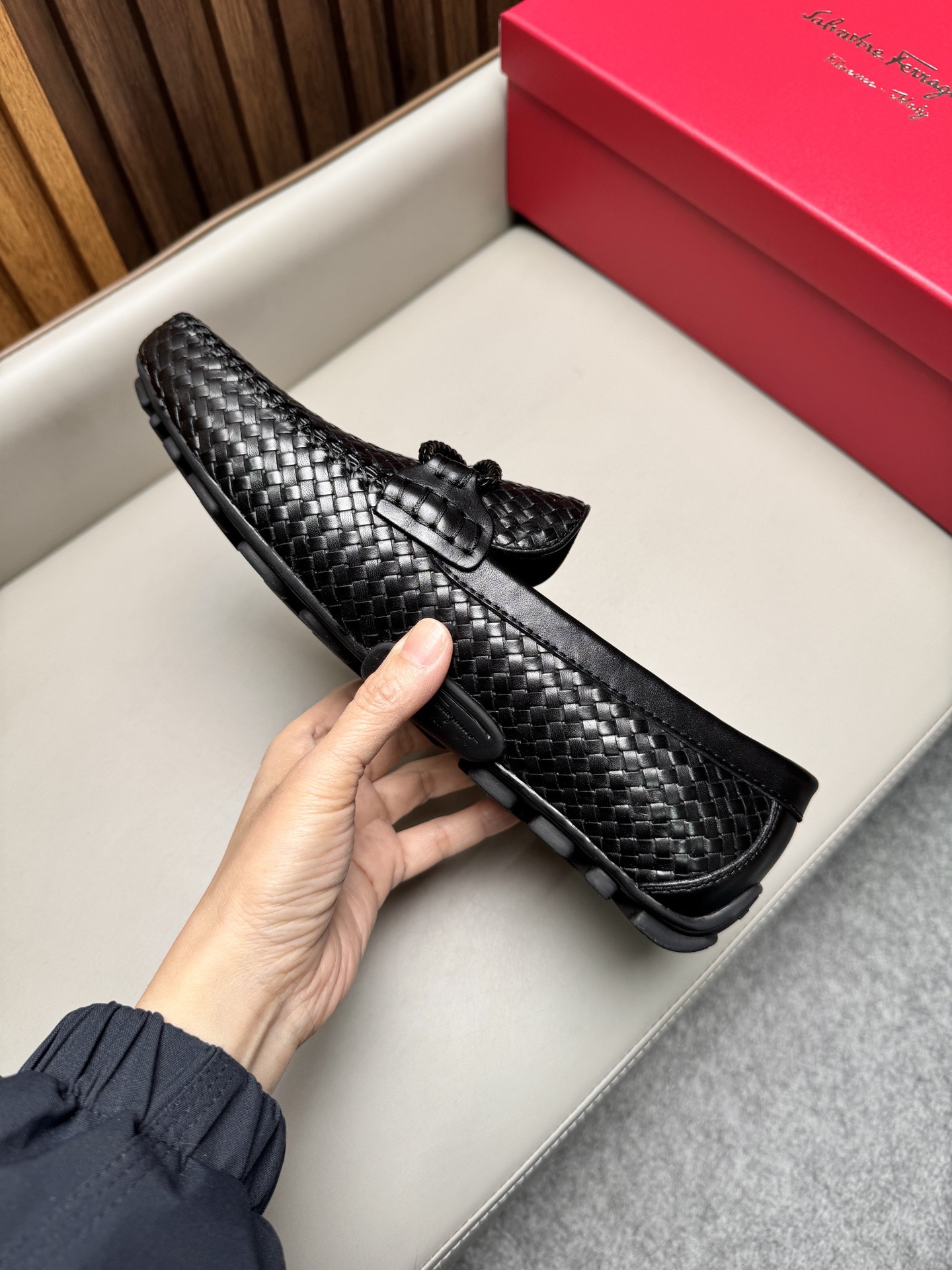 Лоферы мужские в стиле Ferragamo чёрного цвета