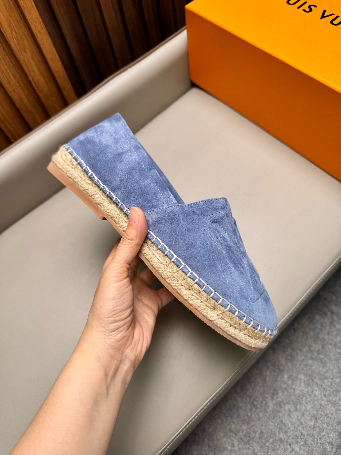 Эспадрильи мужские в стиле Louis Vuitton из натуральной замши голубого цвета