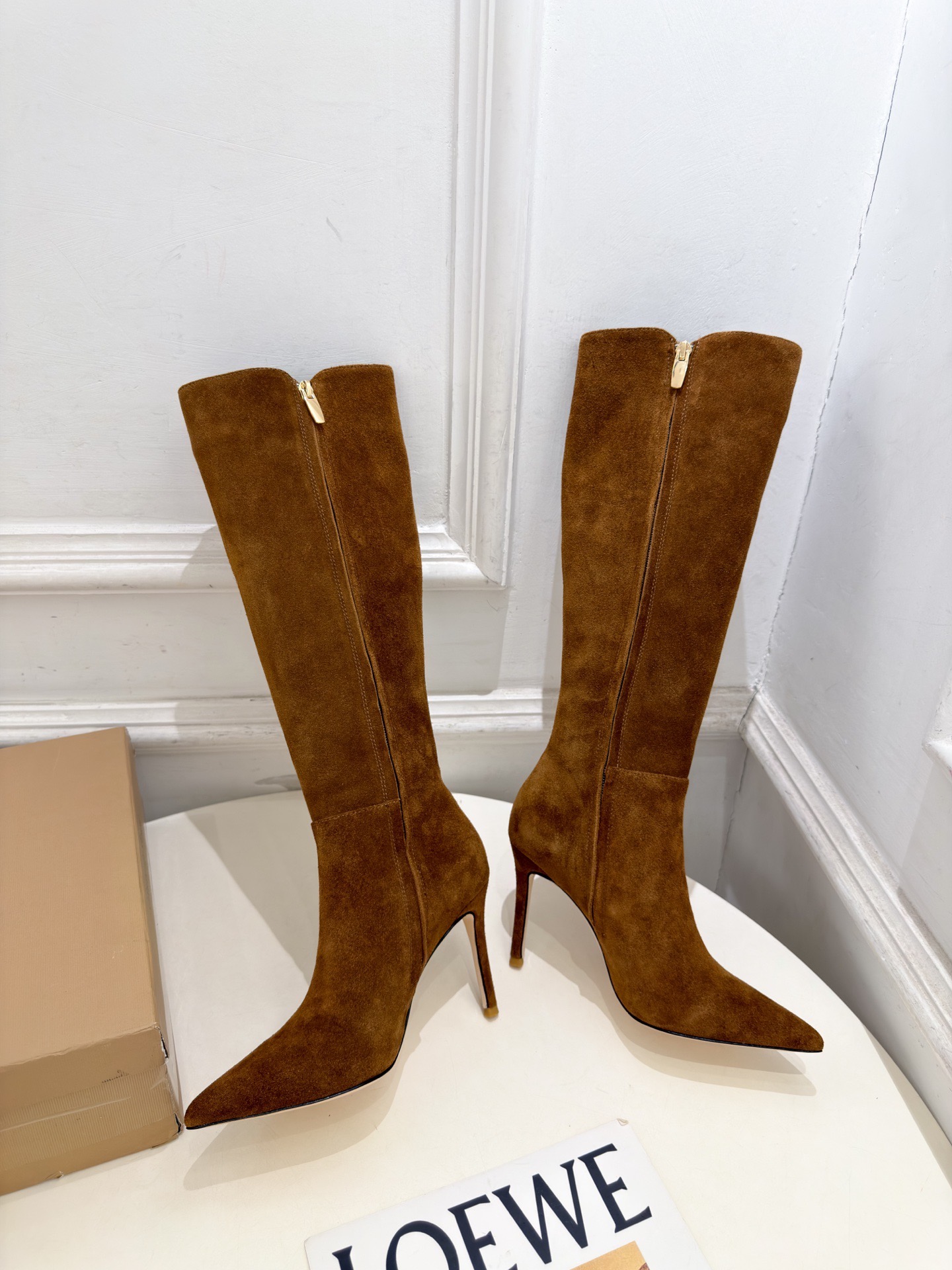Сапоги женские Gianvito Rossi коричневого цвета