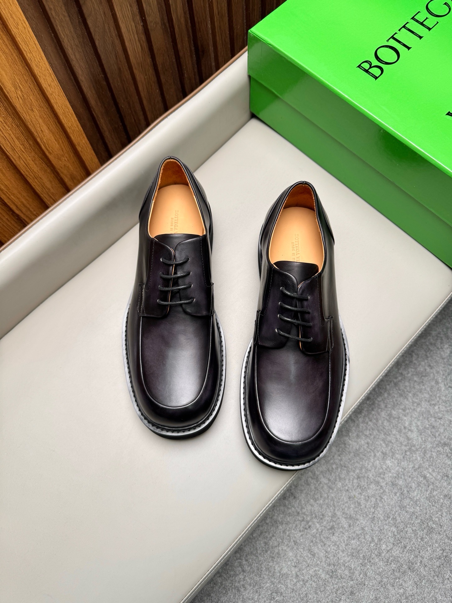 Дерби мужские Bottega Veneta Haddock чёрного цвета