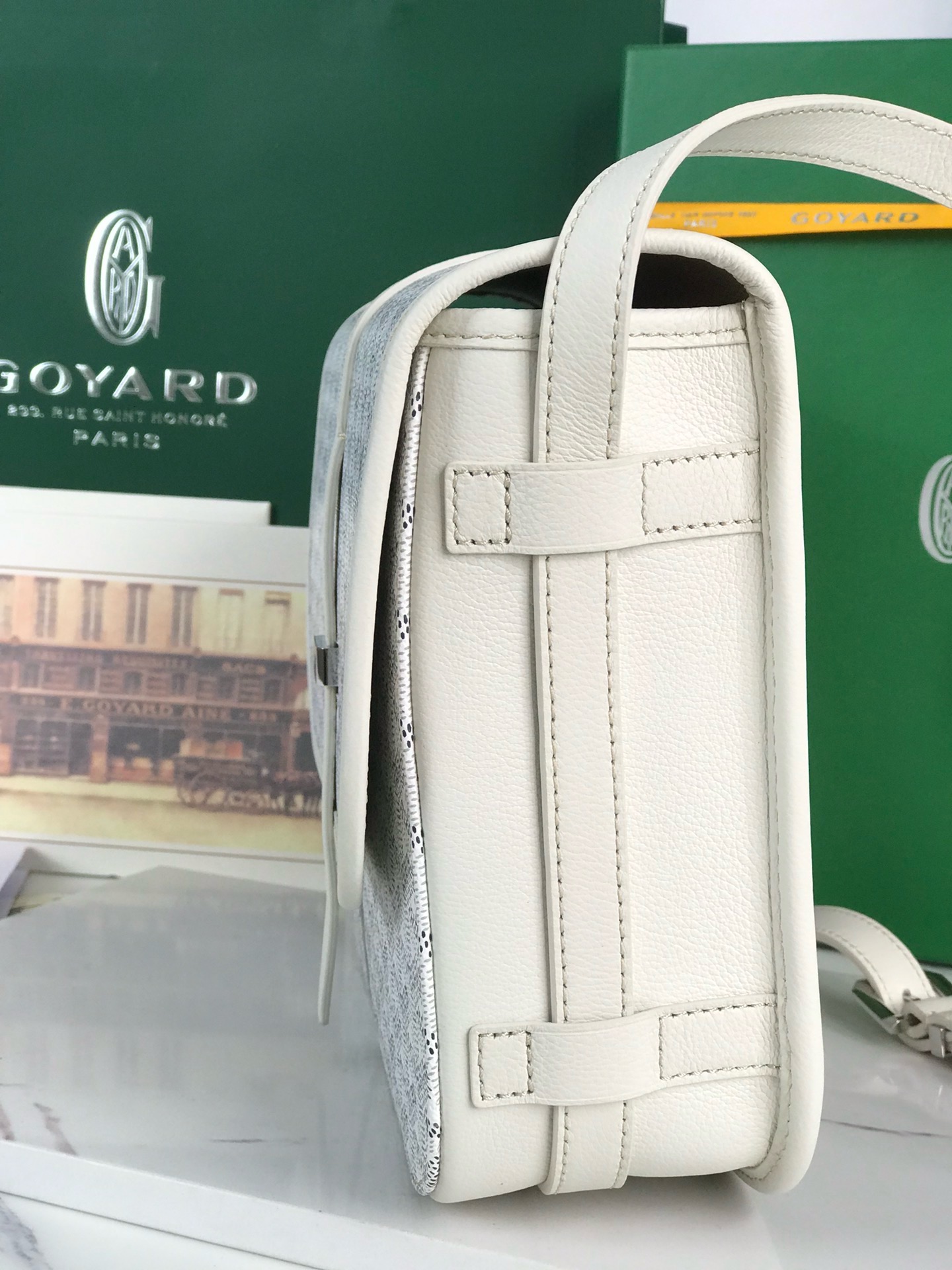 Сумка женская Goyard Belvédère II белого цвета