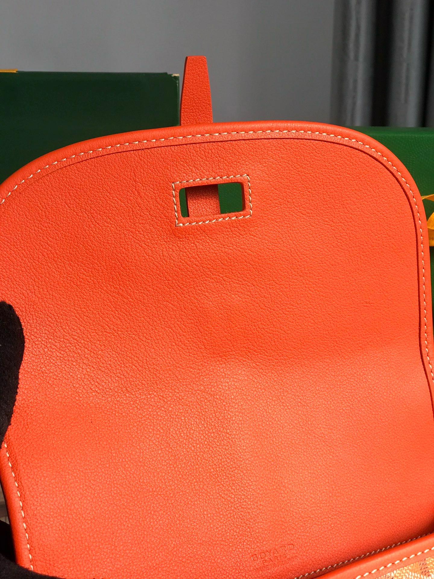 Сумка Goyard Belvédère II PM оранжевого цвета