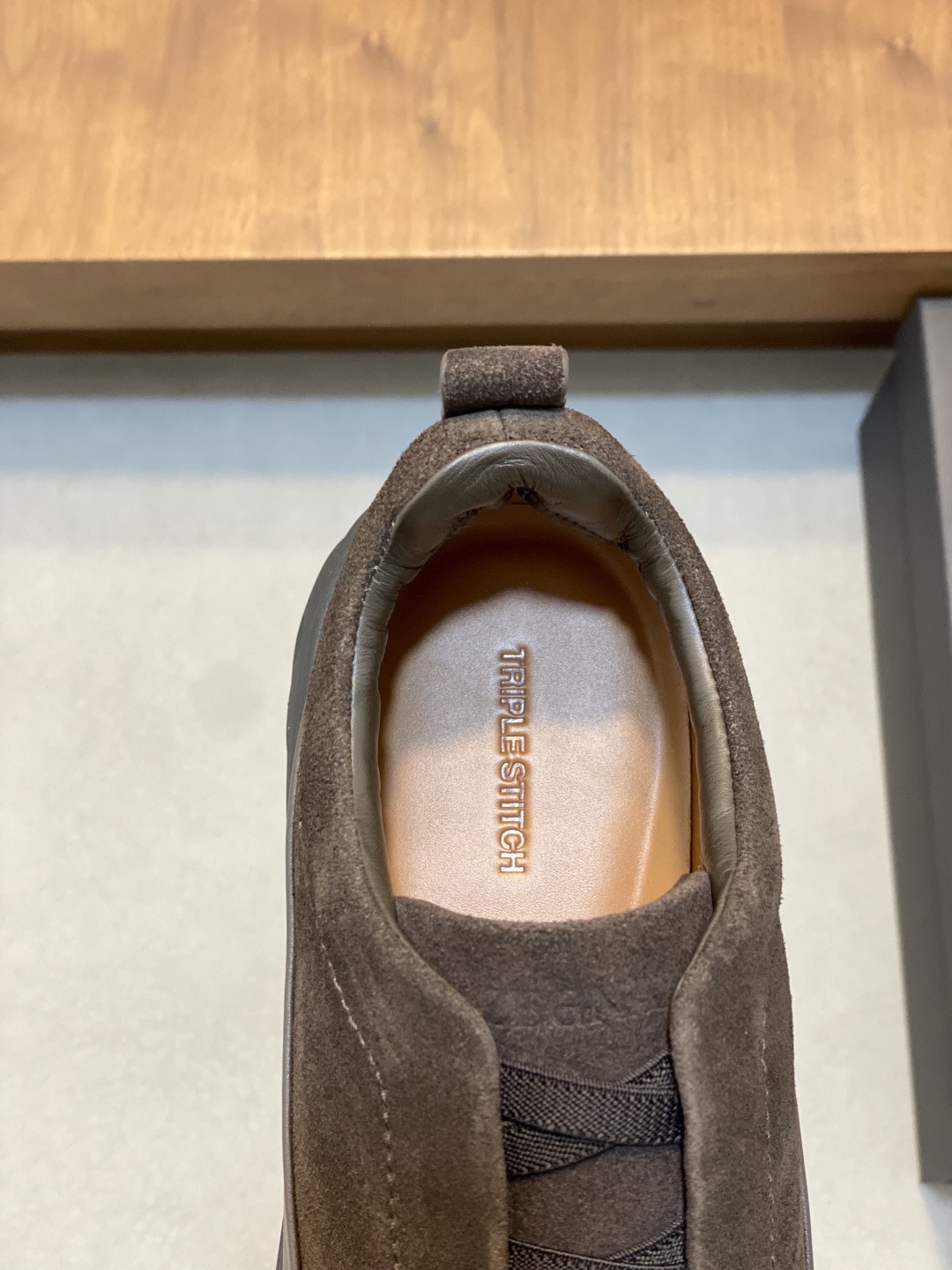 Кроссовки мужские Zegna Triple Stitch Monte тёмно-коричневого цвета