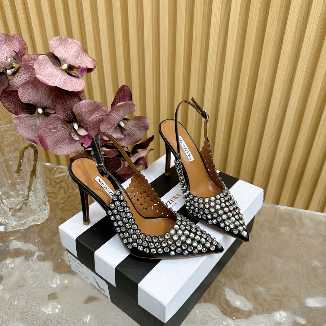 Туфли женские Aquazzura Gatsby Sling Satin 105 чёрного цвета