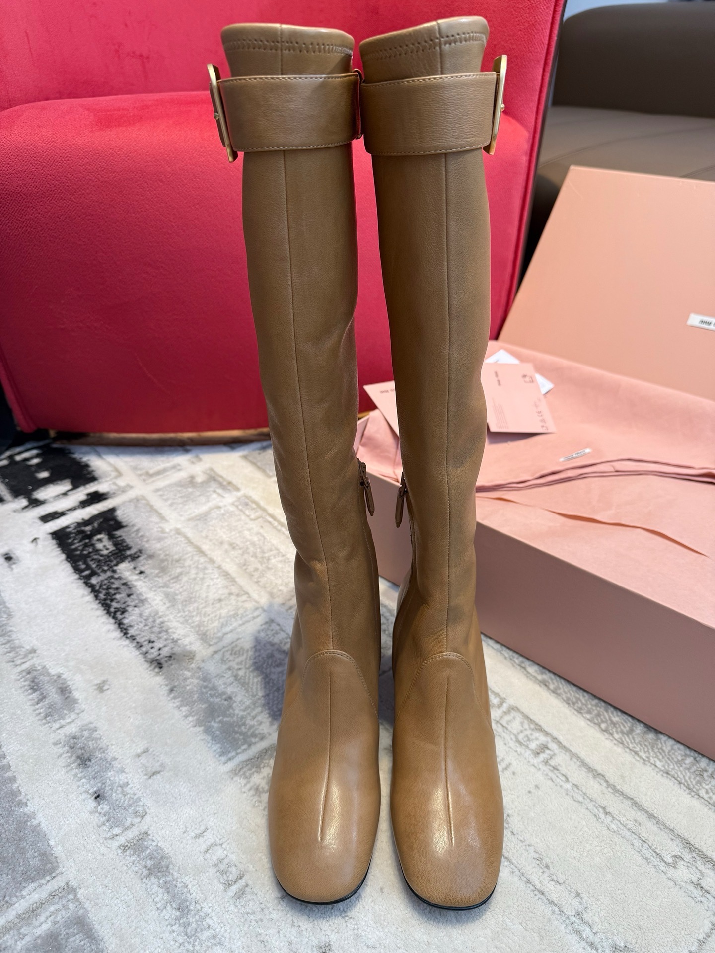 Сапоги женские Miu Miu Nappa Leather Boots with Buckle светло-коричневого цвета