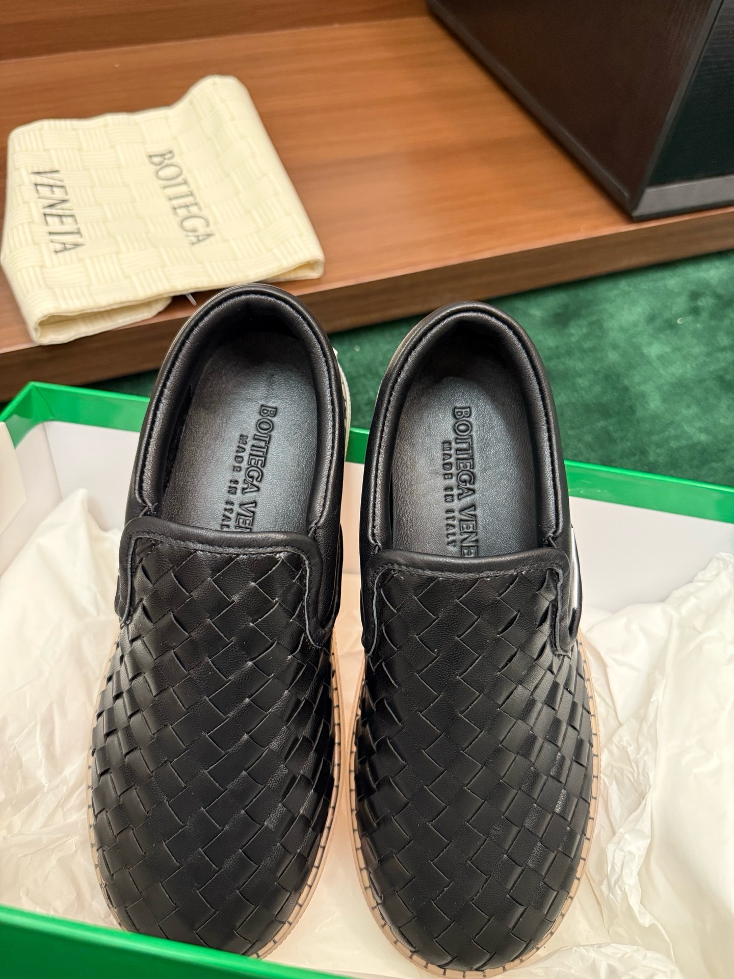 Слипоны Bottega Veneta Serena чёрного цвета