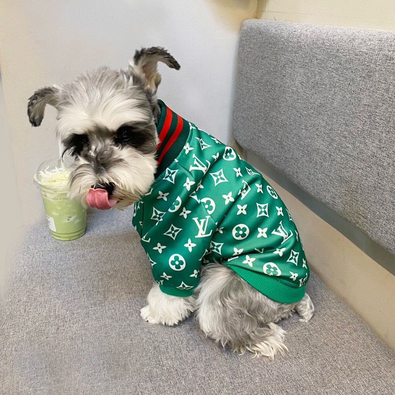 Ветровка для собак в стиле Louis Vuitton Monogram зелёного цвета