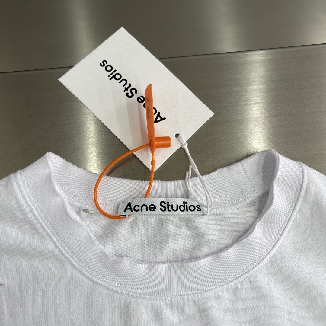 Футболка мужская в стиле Acne Studios с принтом белого цвета