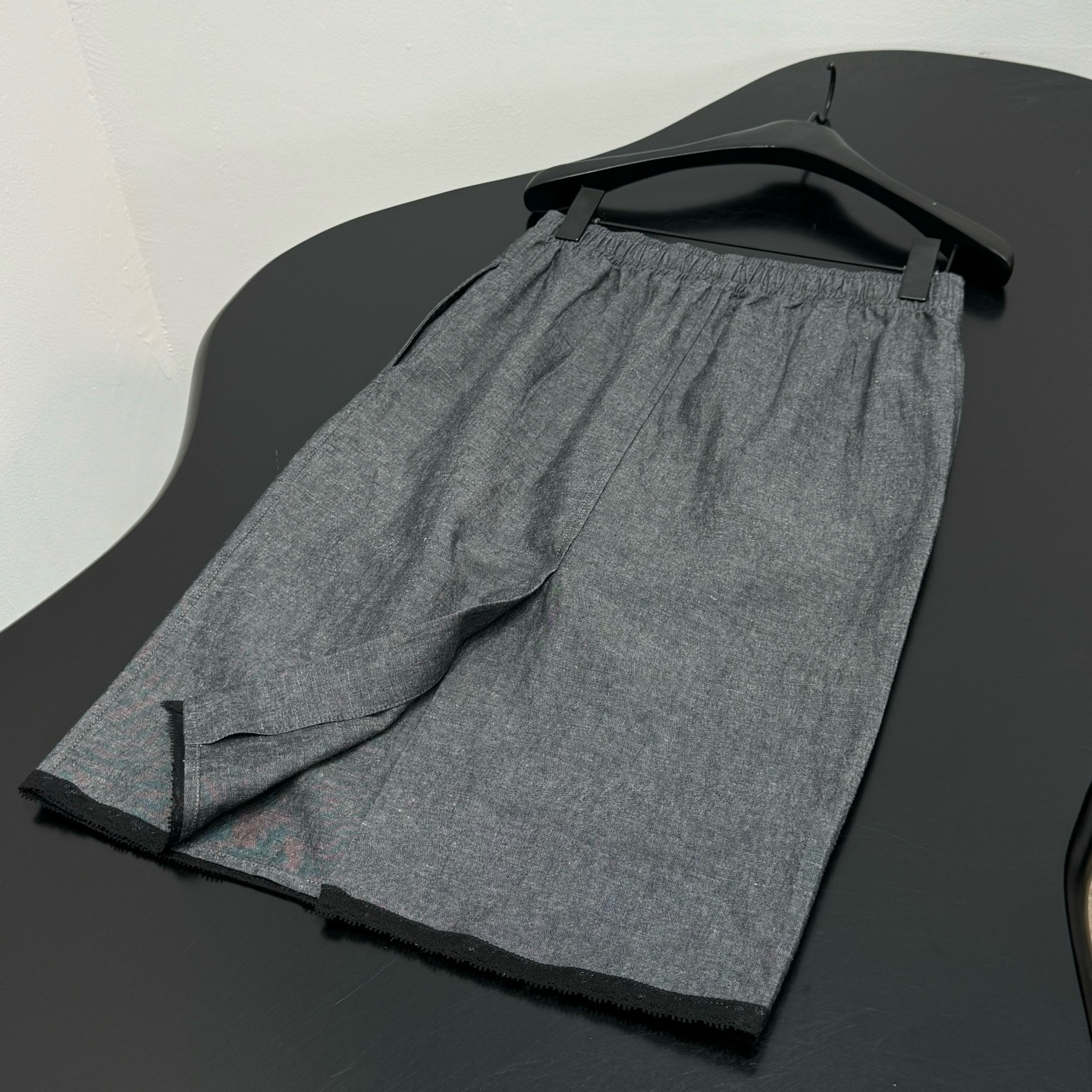Юбка женская Prada Chambray тёмно-серого цвета