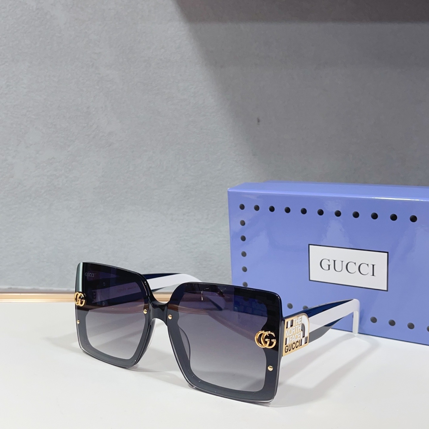 Очки солнцезащитные женские в стиле Gucci