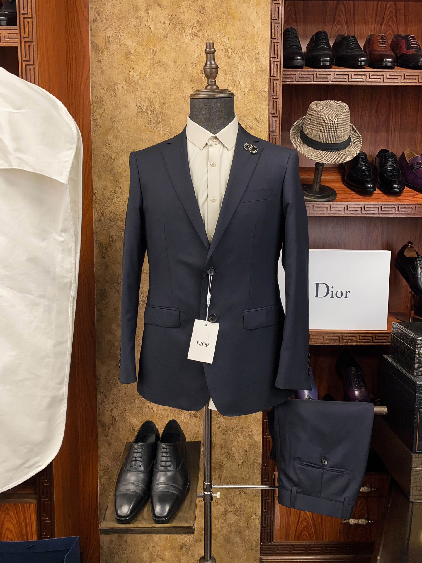 Костюм мужской в стиле Dior темно-синего цвета (пиджак + брюки)