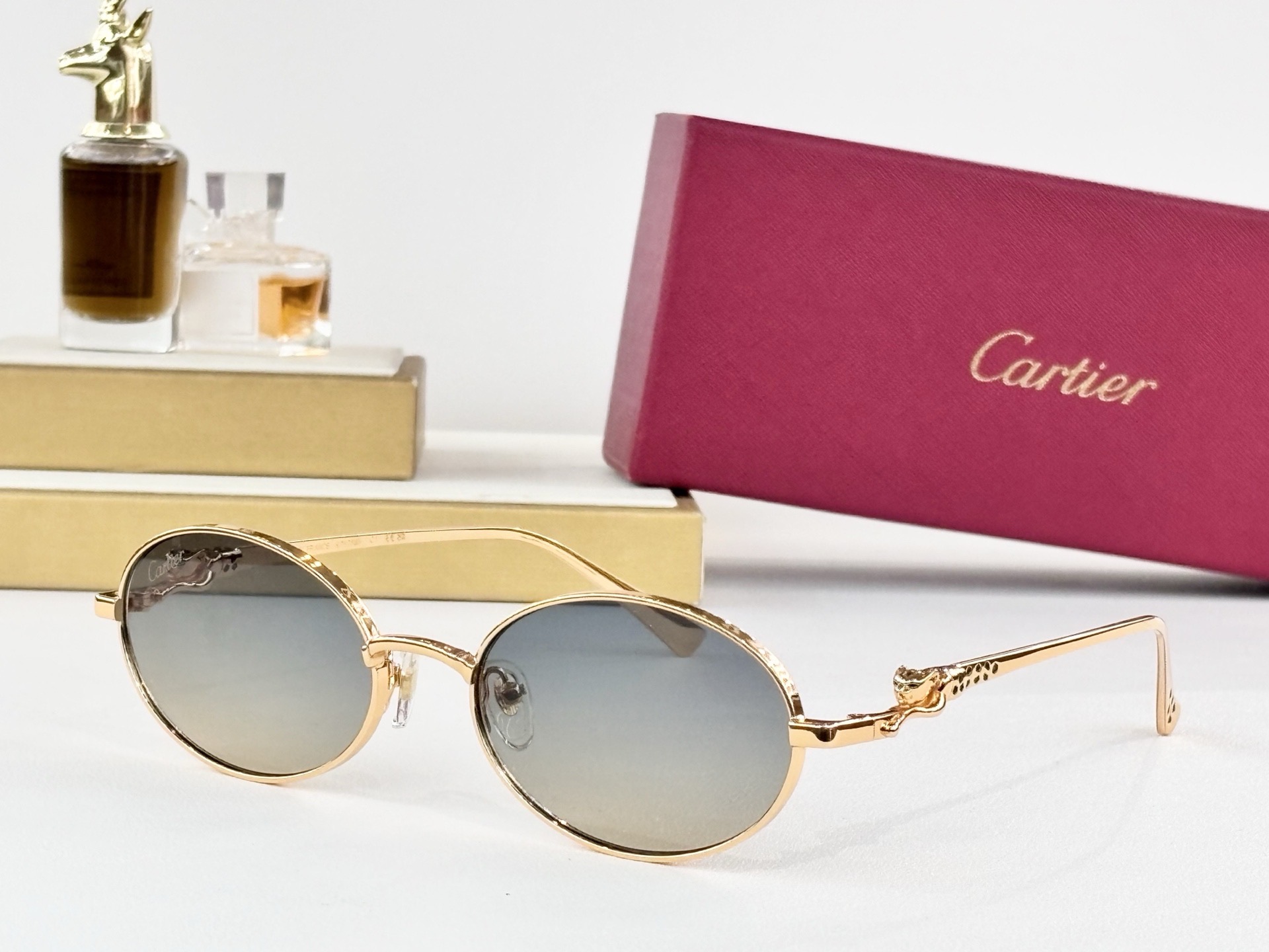 Очки солнцезащитные женские в стиле Cartier CT0752S