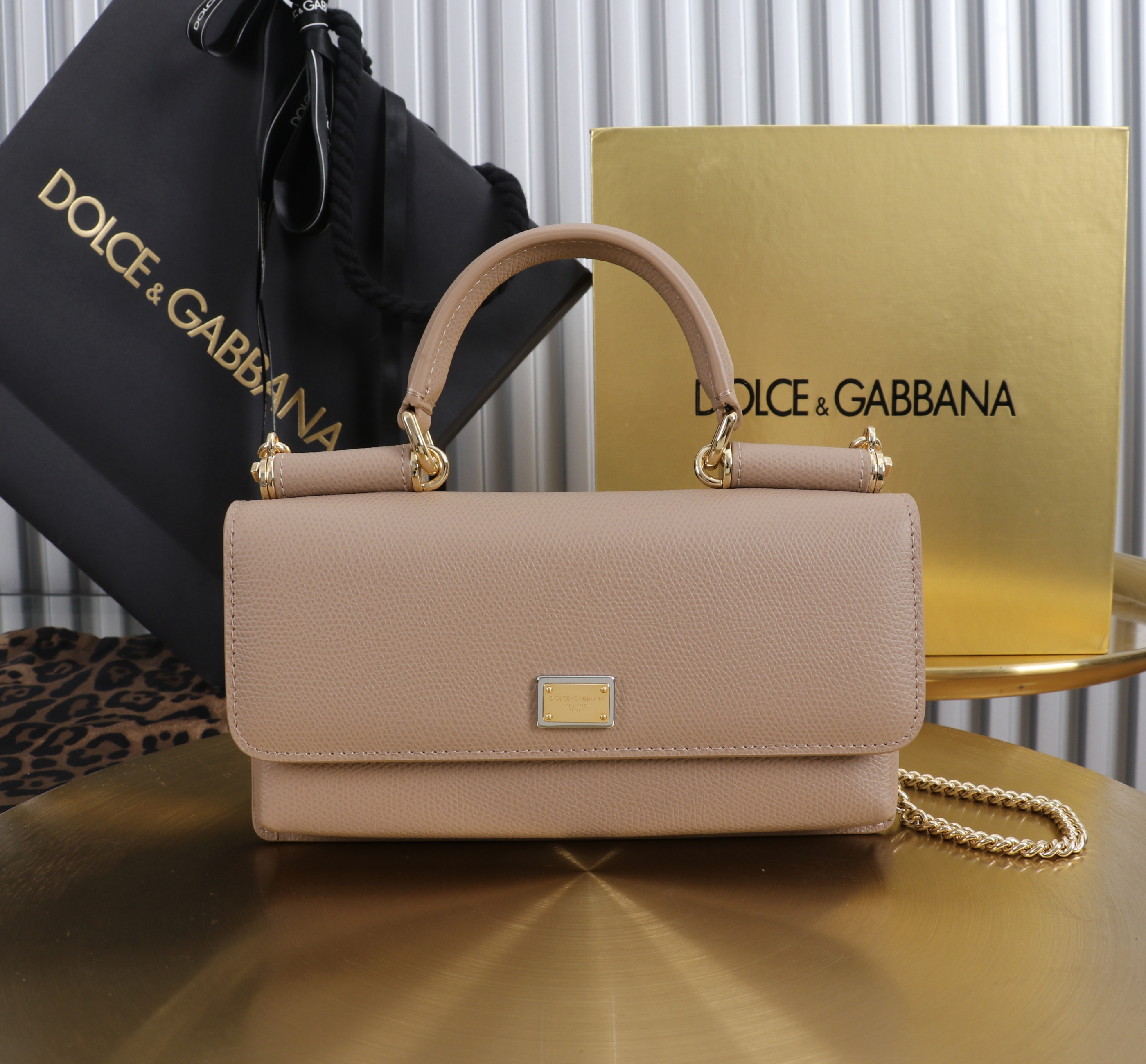 Сумка женская в стиле Dolce & Gabbana бежевого цвета
