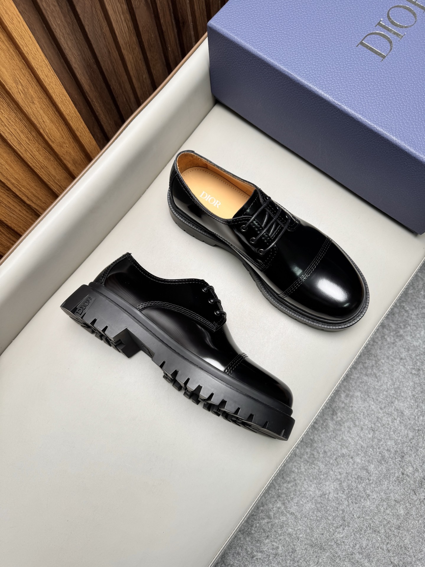 Туфли мужские в стиле Dior Explorer черного цвета