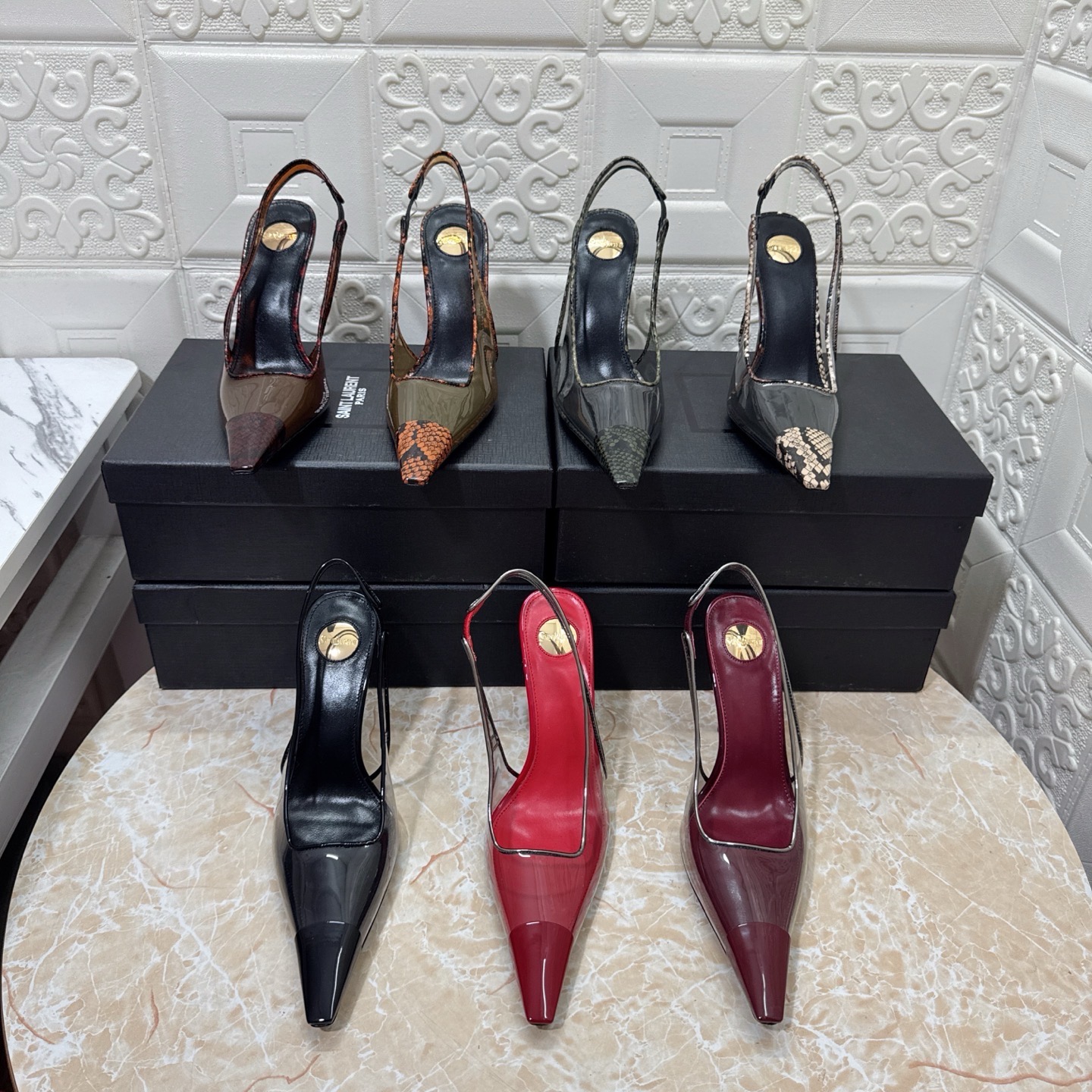 Туфли женские Saint Laurent Jema чёрного цвета