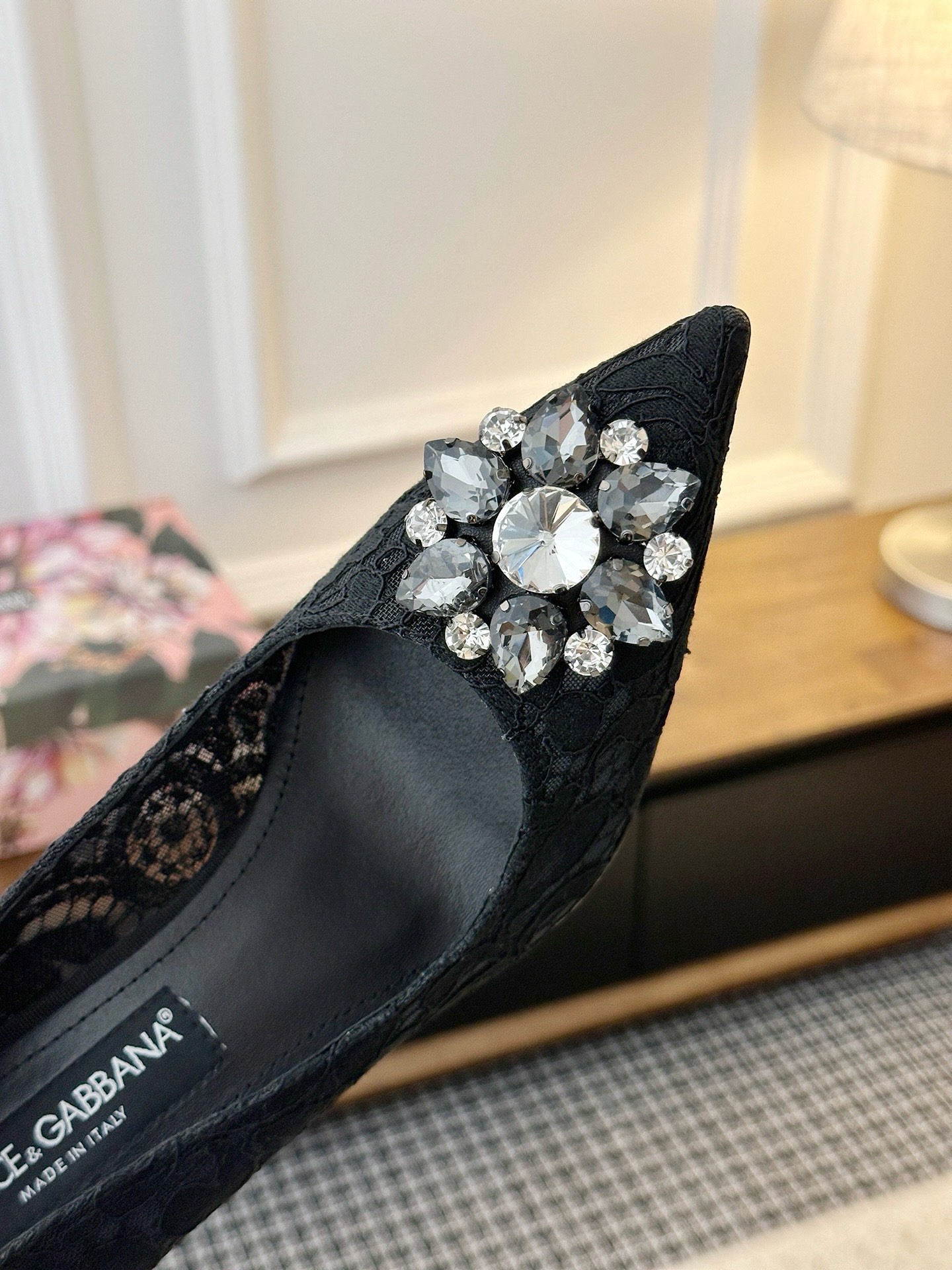 Туфли женские в стиле Dolce&Gabbana чёрного цвета