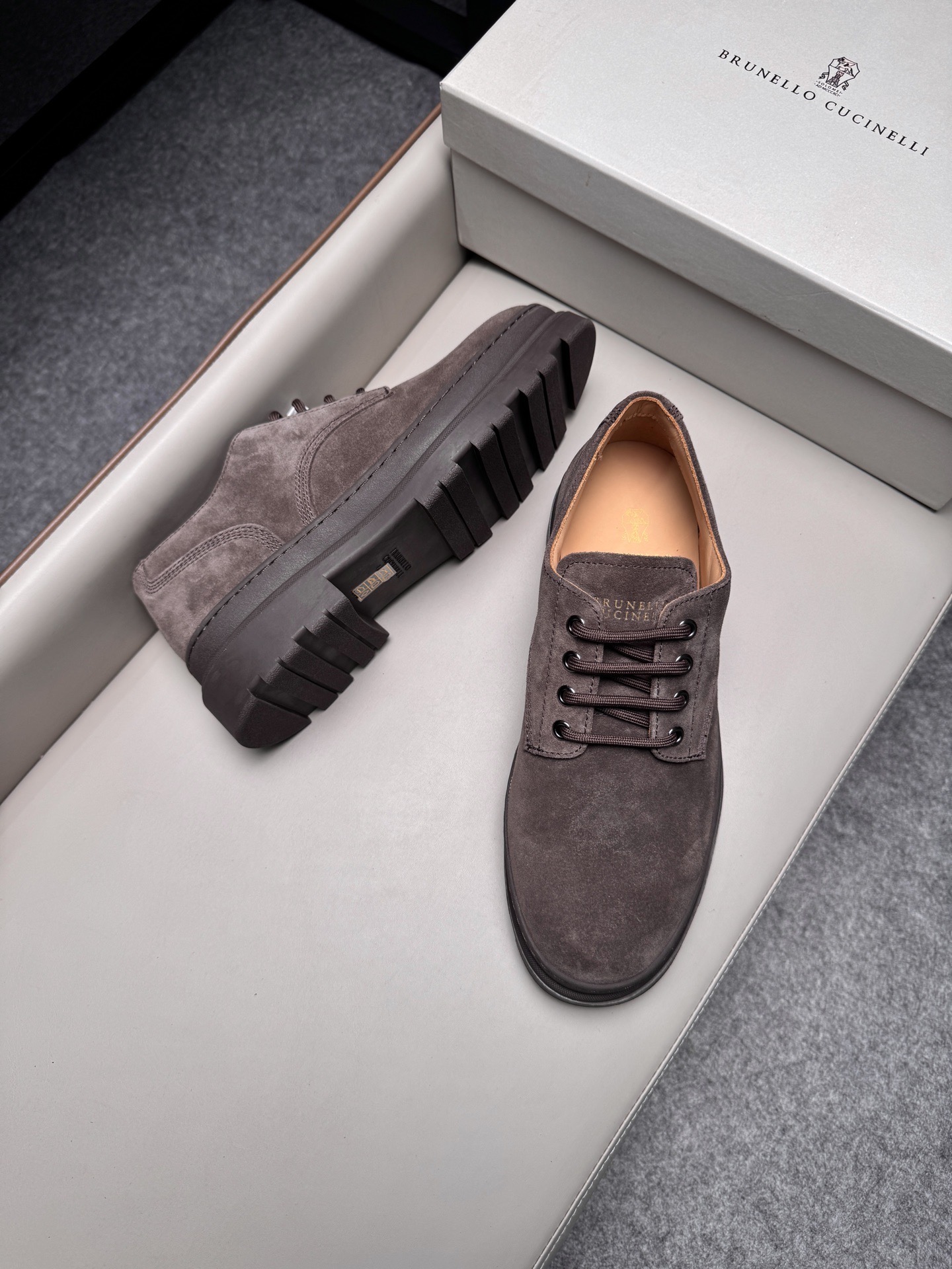 Туфли мужские Brunello Cucinelli коричневого цвета
